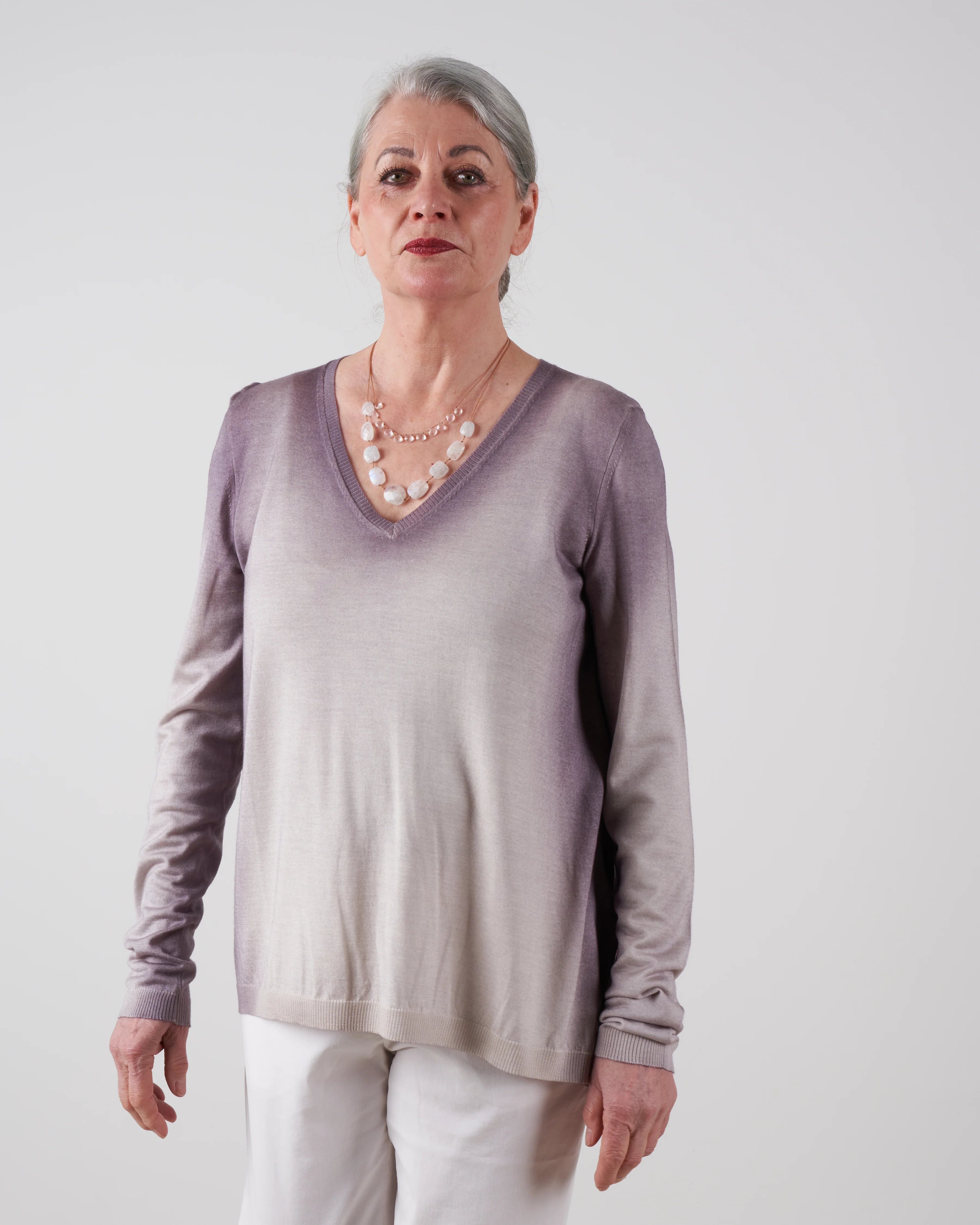 v neck pullover flower printed silk back - gallnut - Image 3