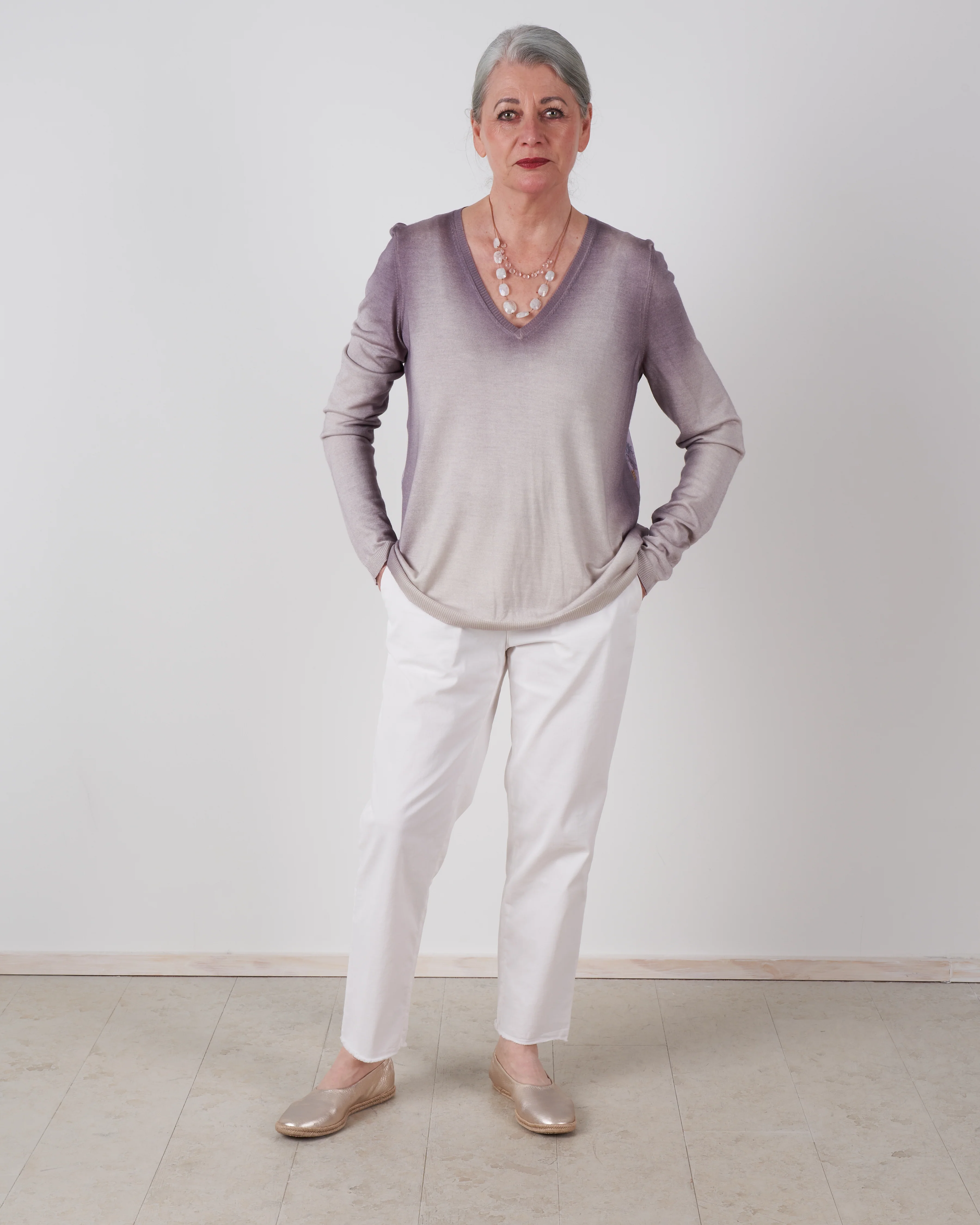 v neck pullover flower printed silk back - gallnut - Image 5