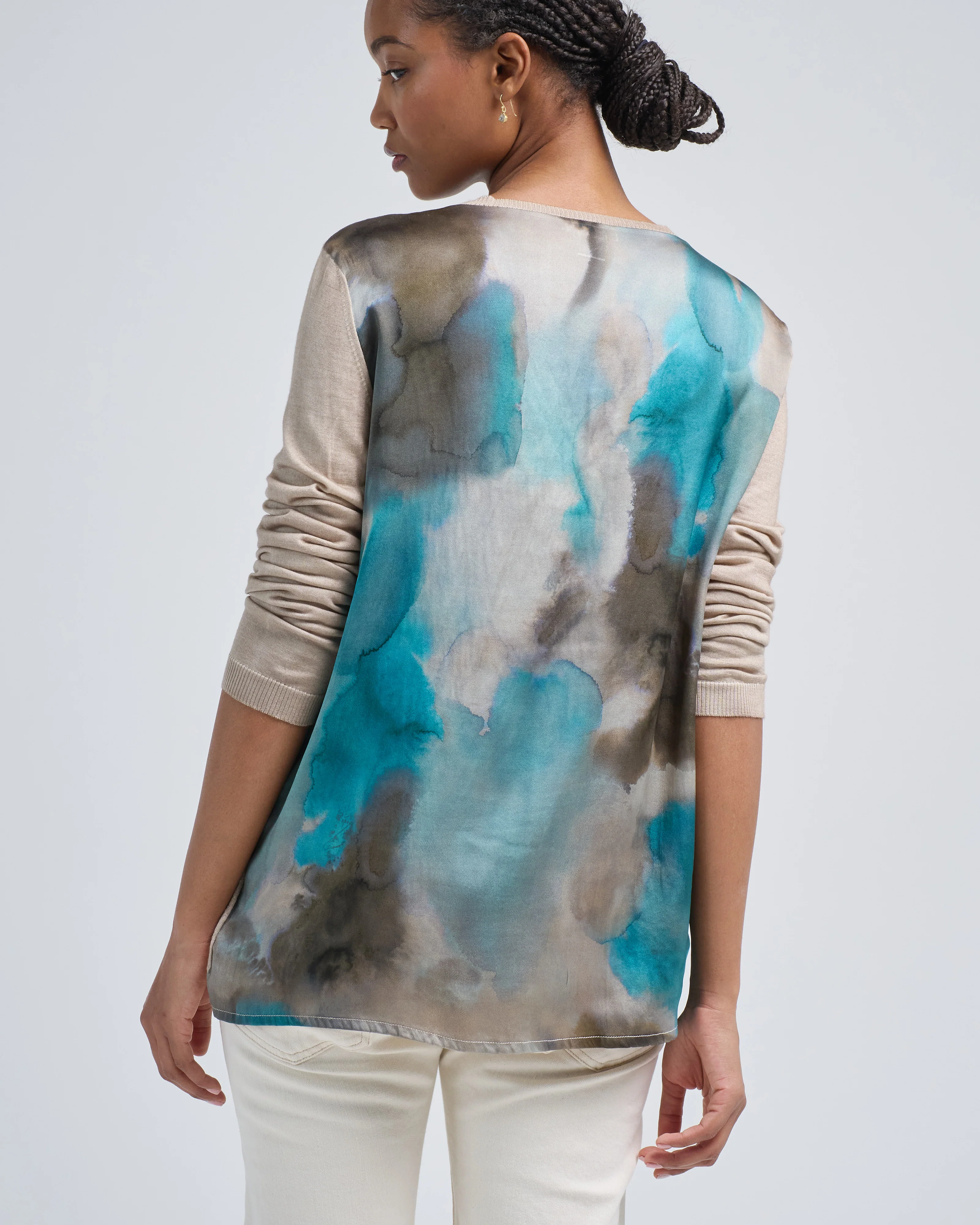 v neck pullover with watercolor print back silk - Image 2