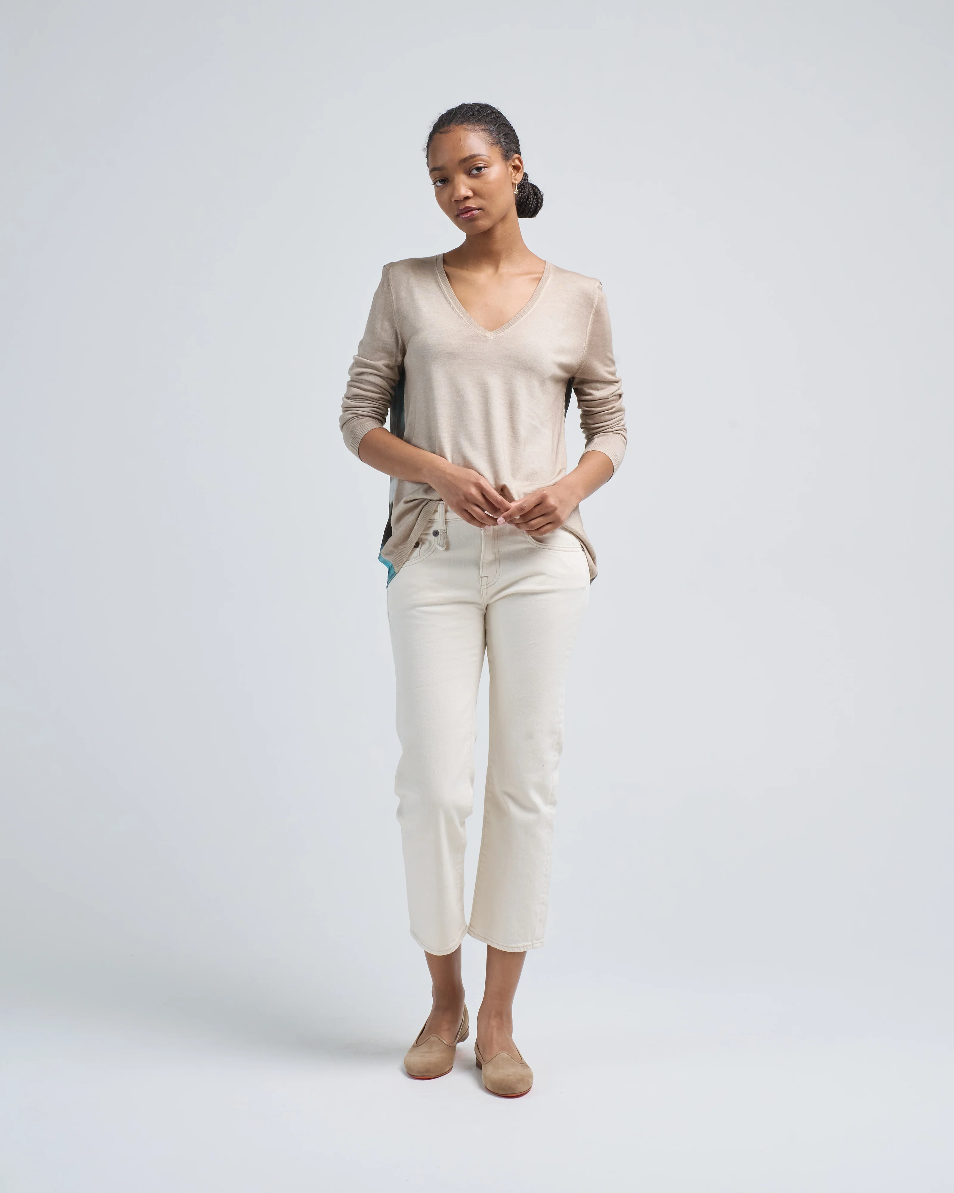 v neck pullover with watercolor print back silk - Image 4