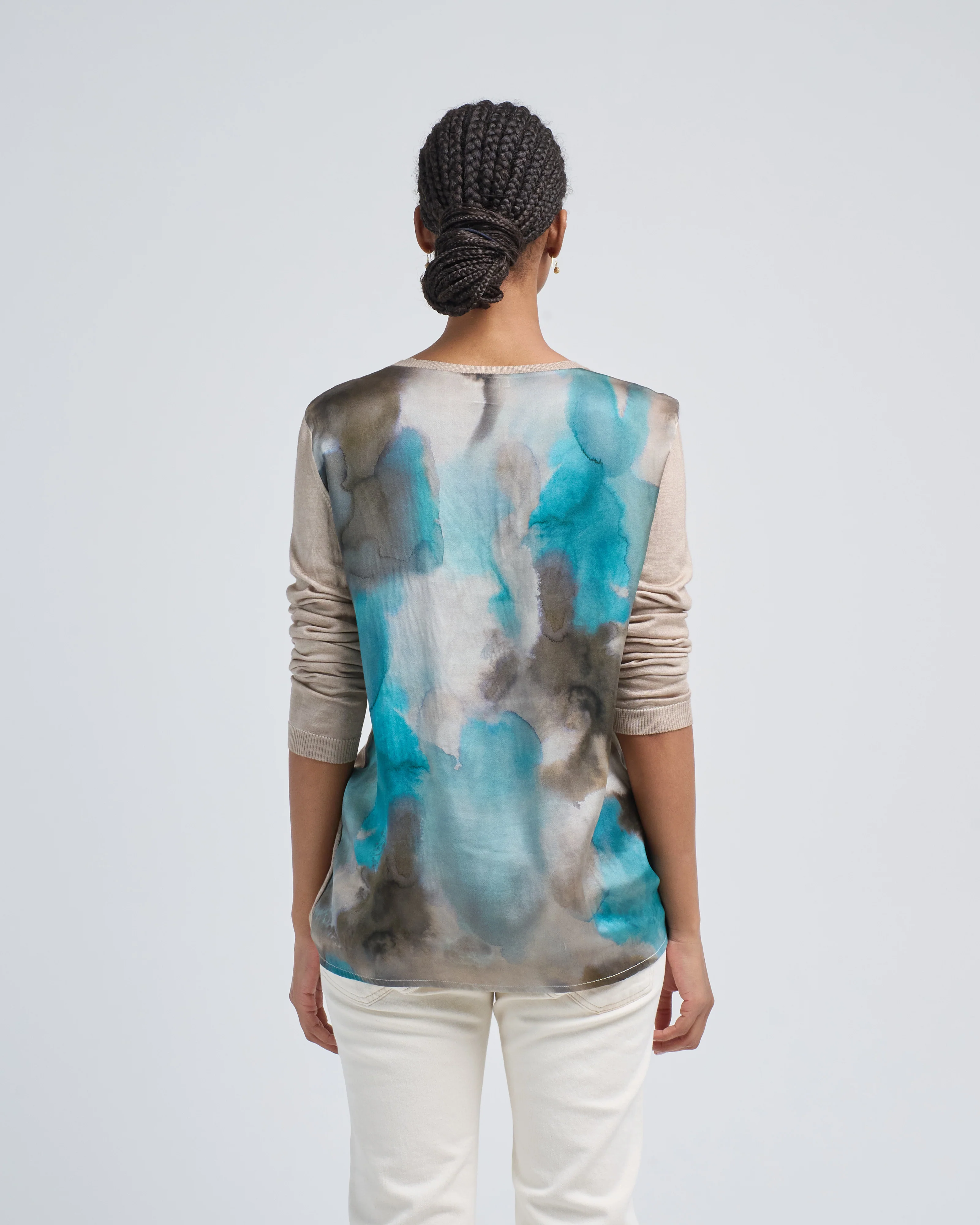 v neck pullover with watercolor print back silk - Image 5