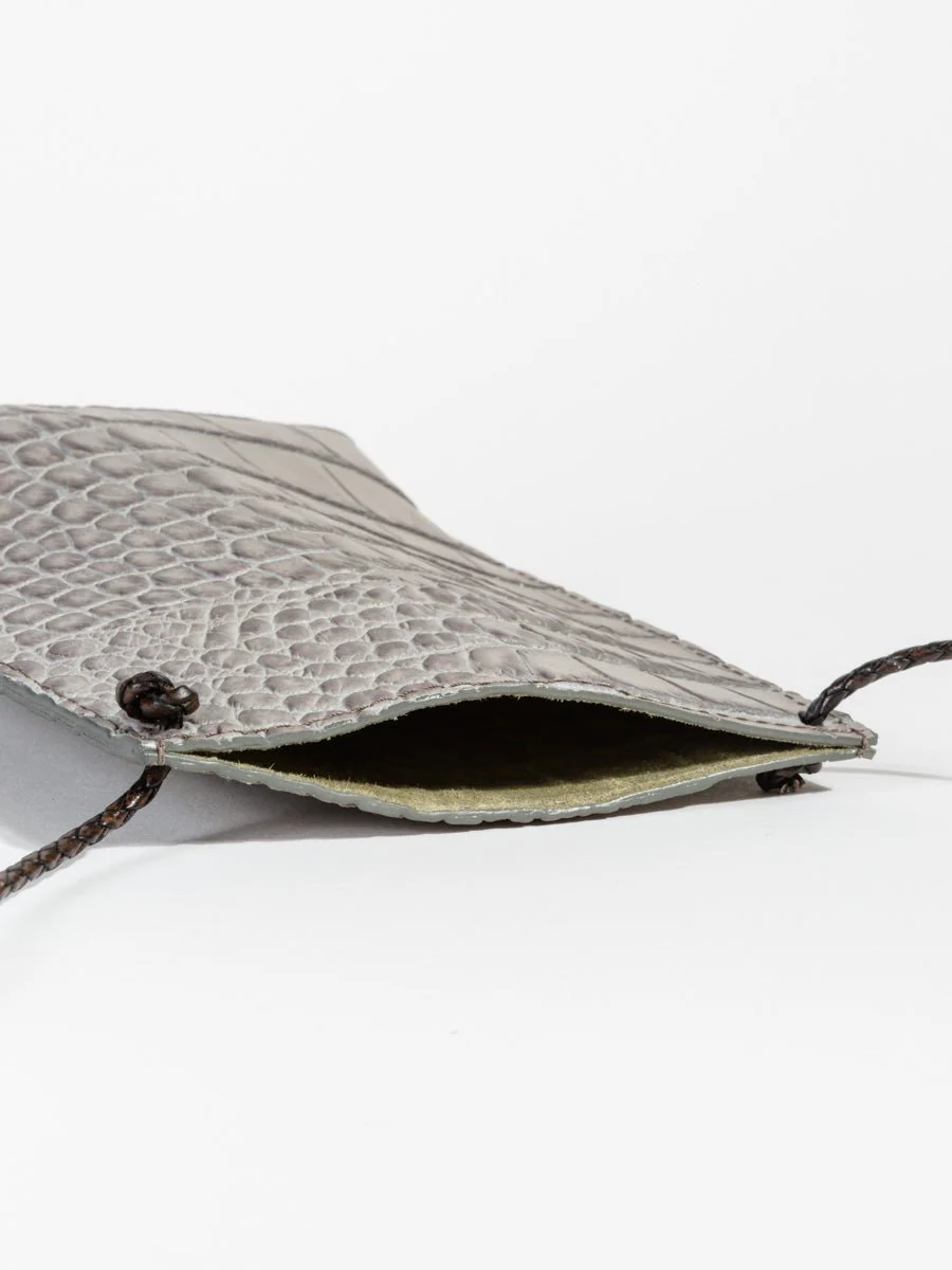 cell pouch - gator grey - Image 2