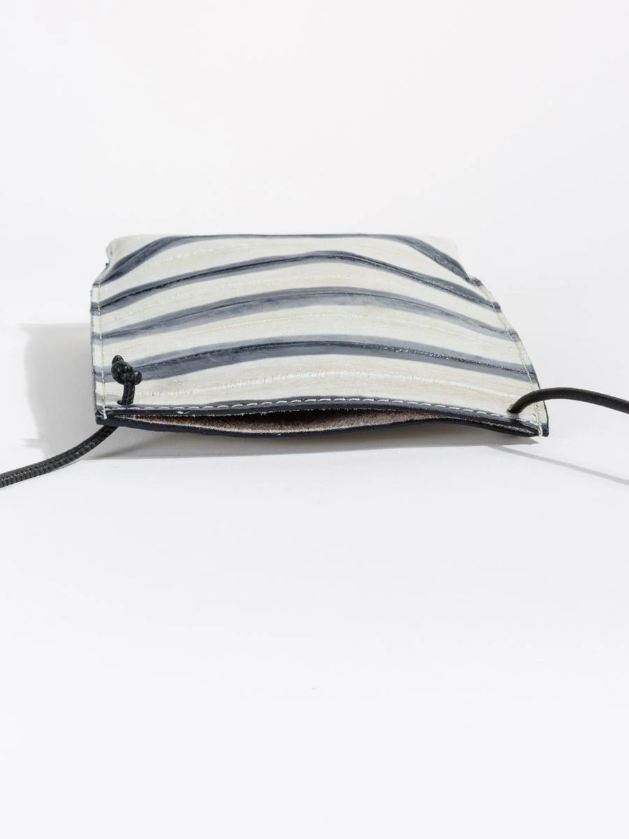 cell pouch - striped eel - Image 3