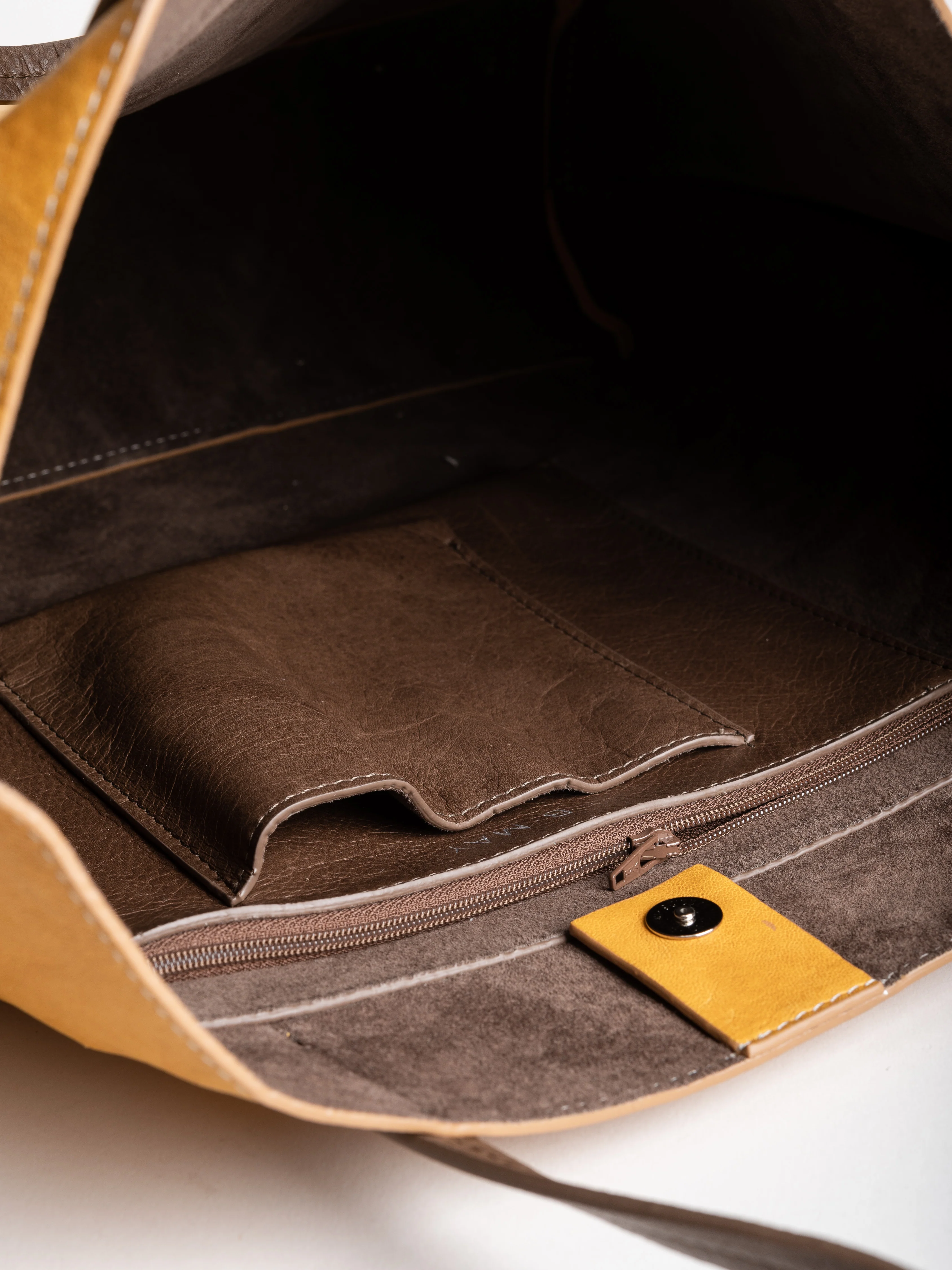 classic shopper - saffron - Image 4