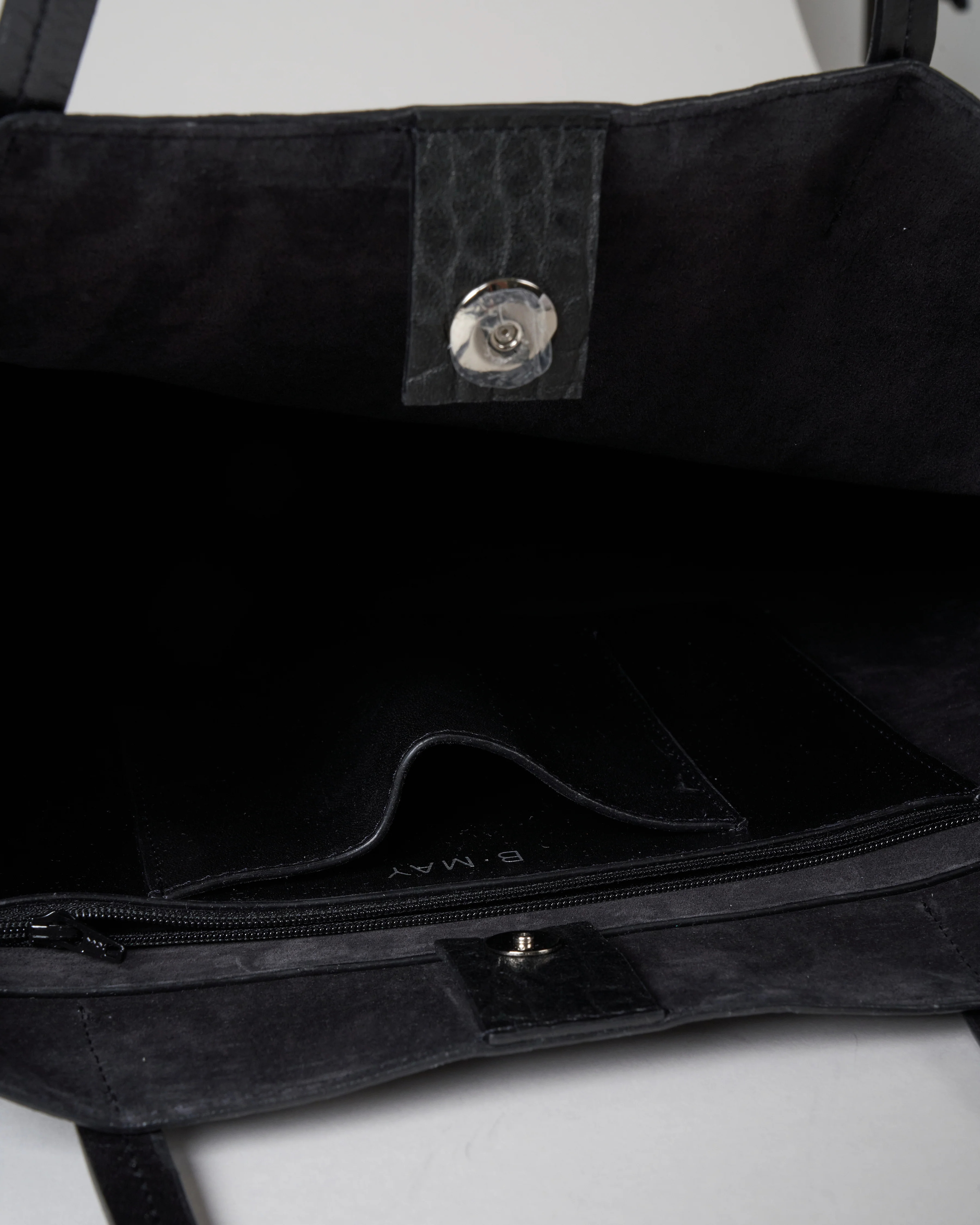 classic shopper tote - licorice pebble - Image 4