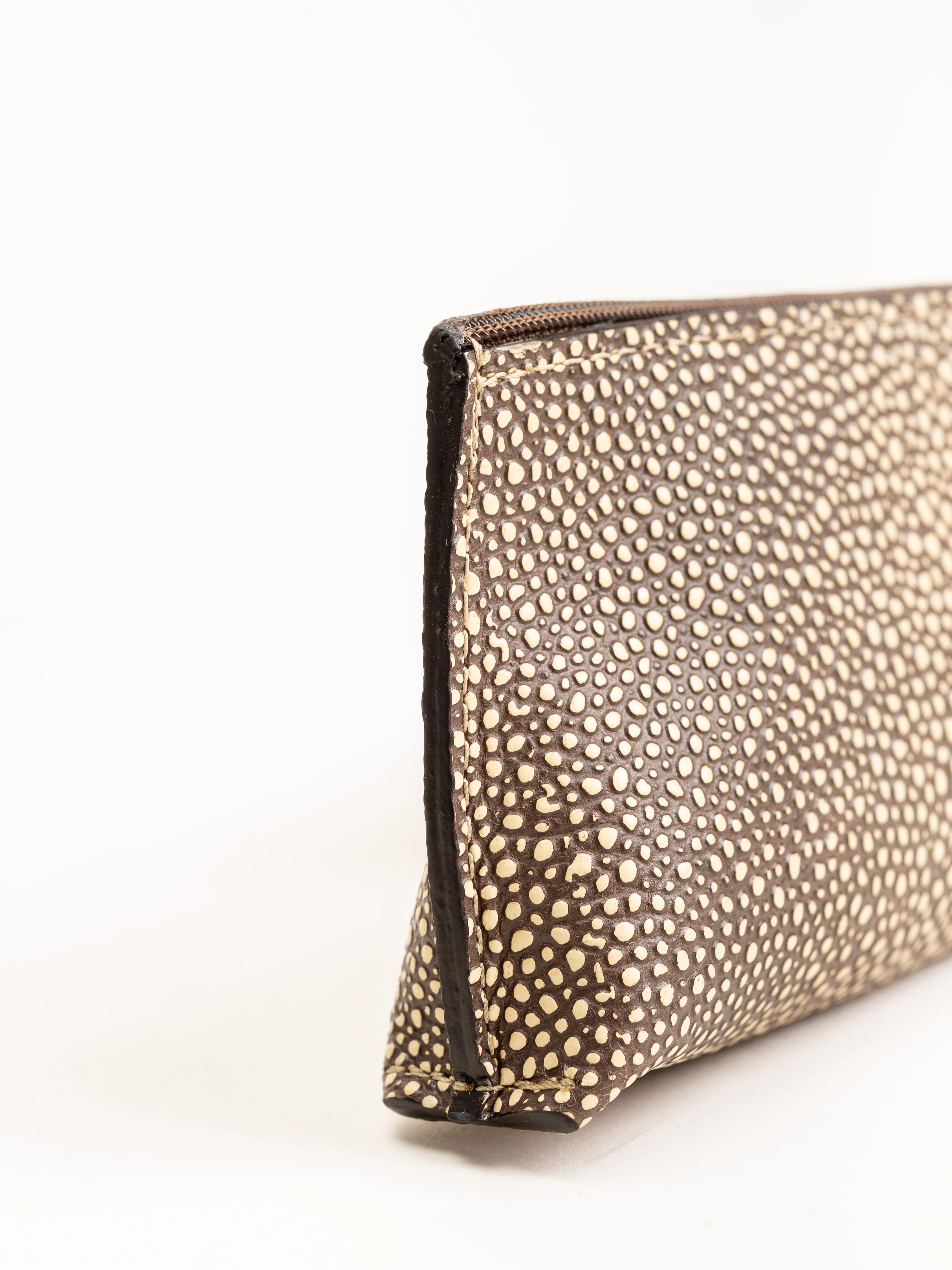 eyeglass pouch - brown shagreen - Image 3