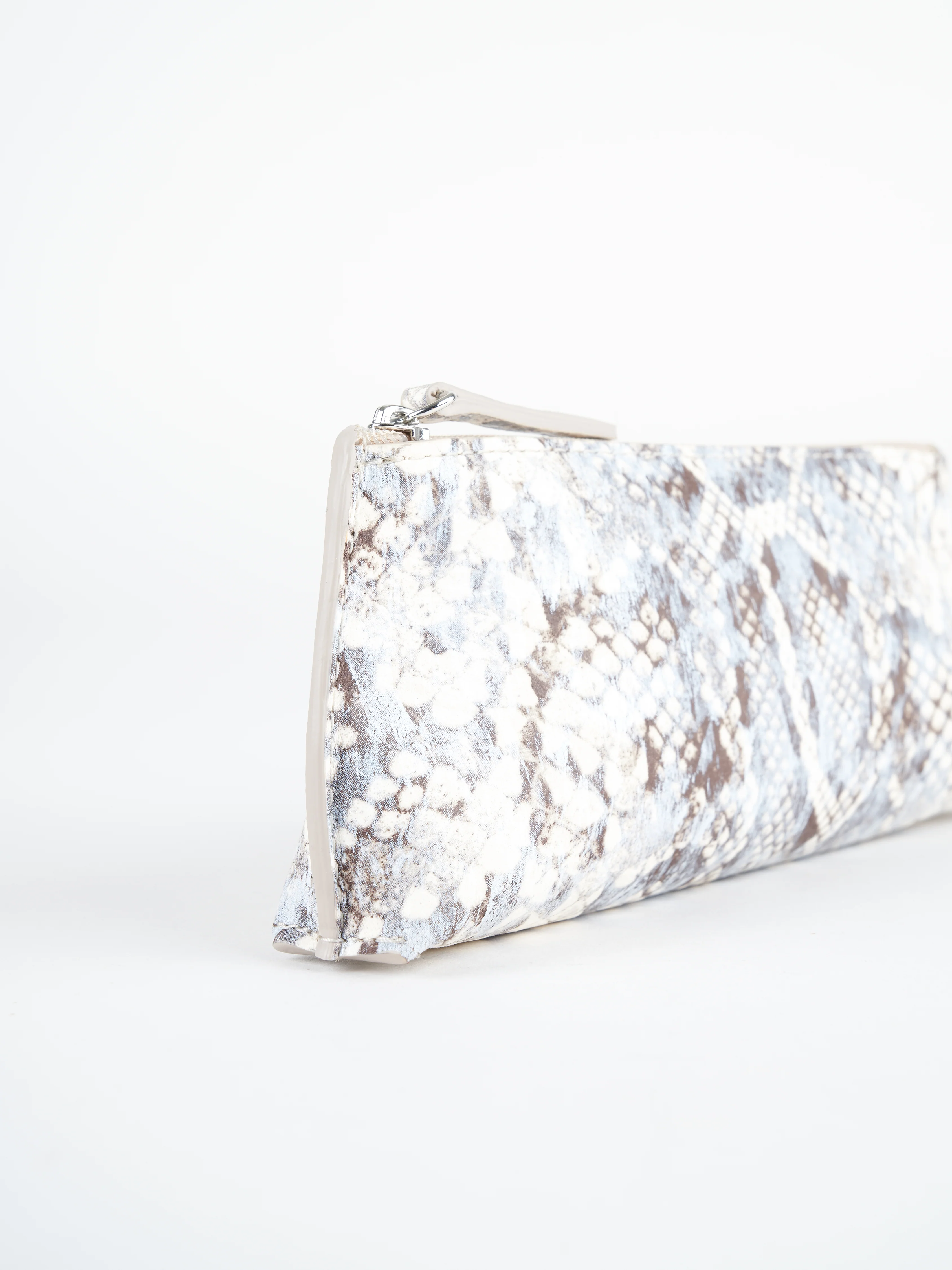 eyeglass pouch - pashminia snakeprint - Image 2