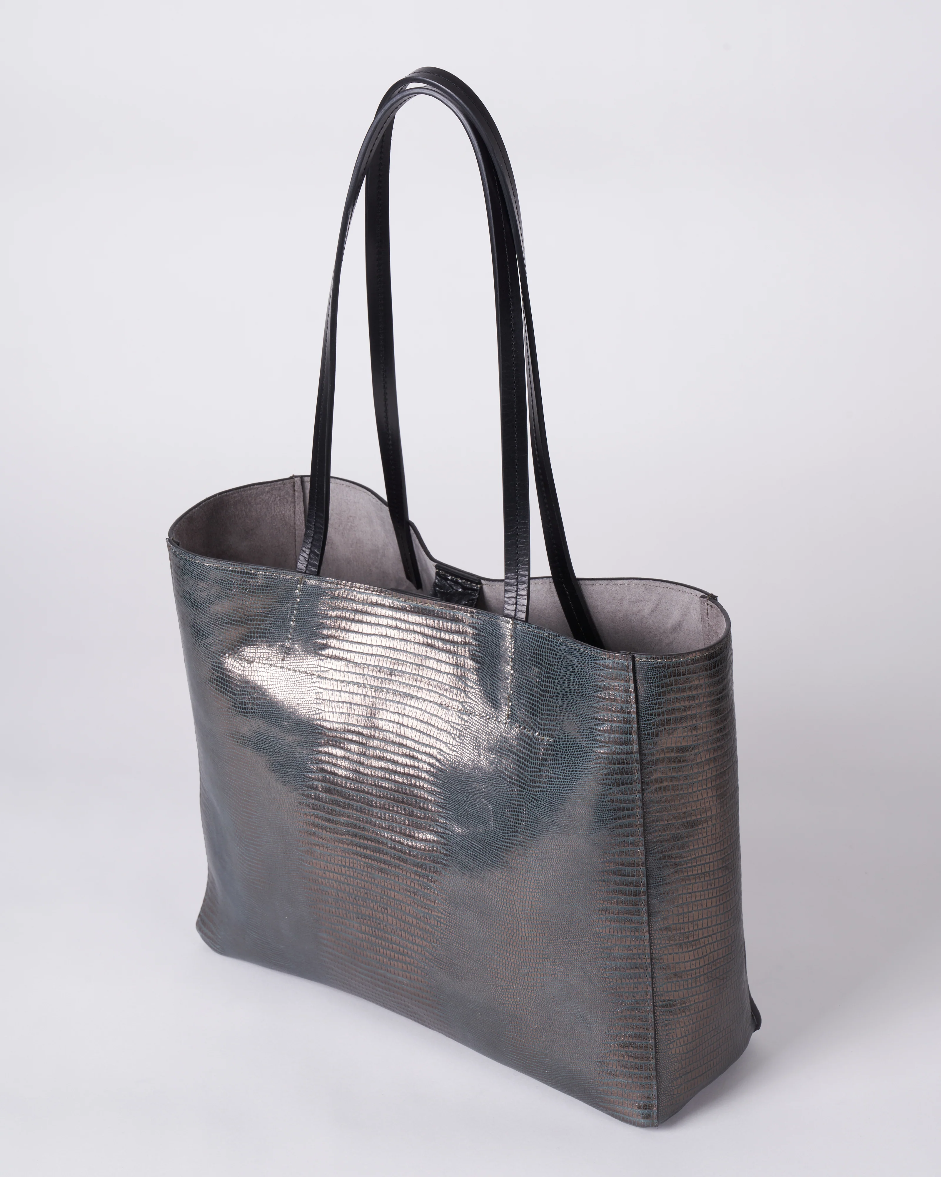 front pocket tote - metal embossed lizard - Image 3