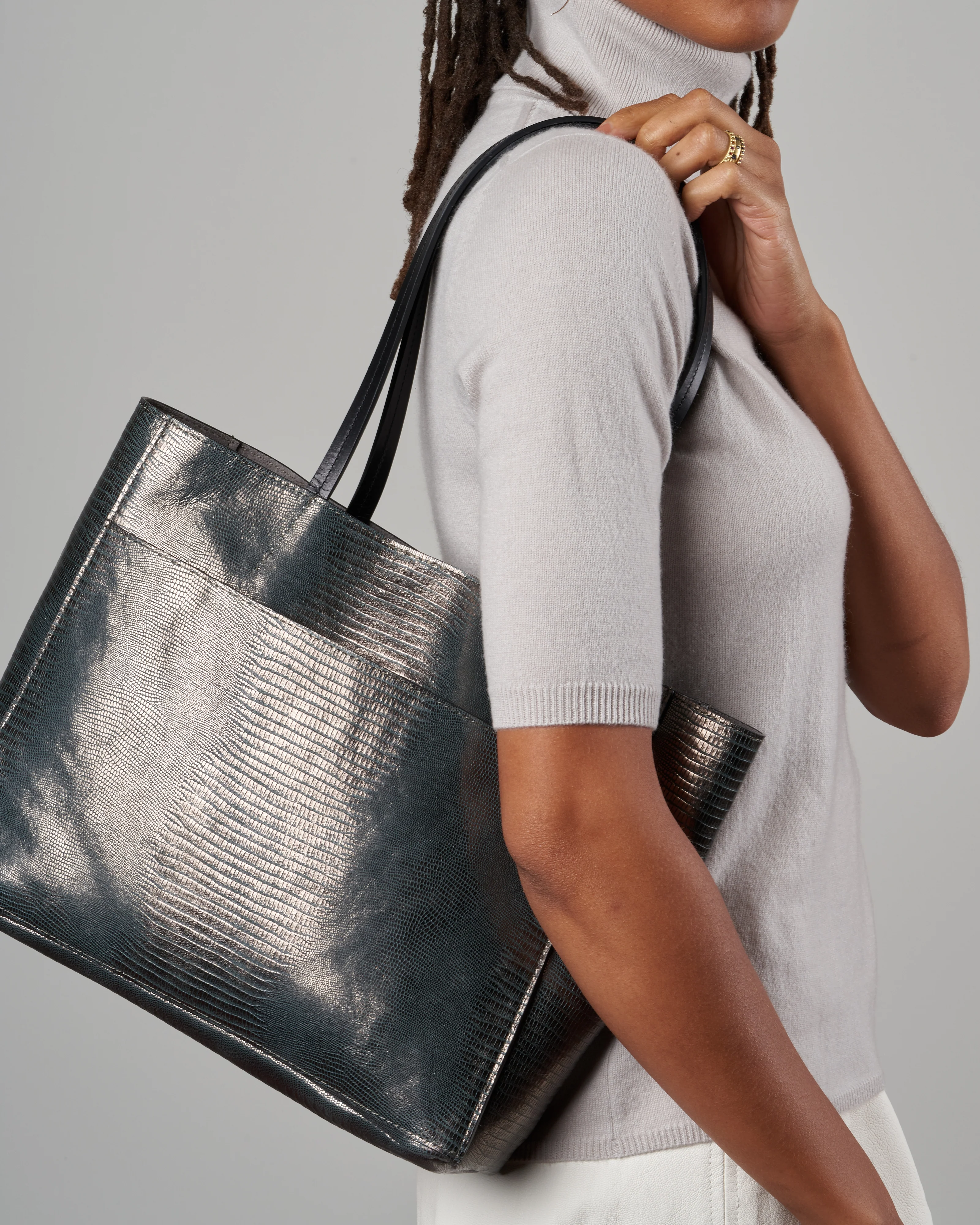 front pocket tote - metal embossed lizard - Image 5