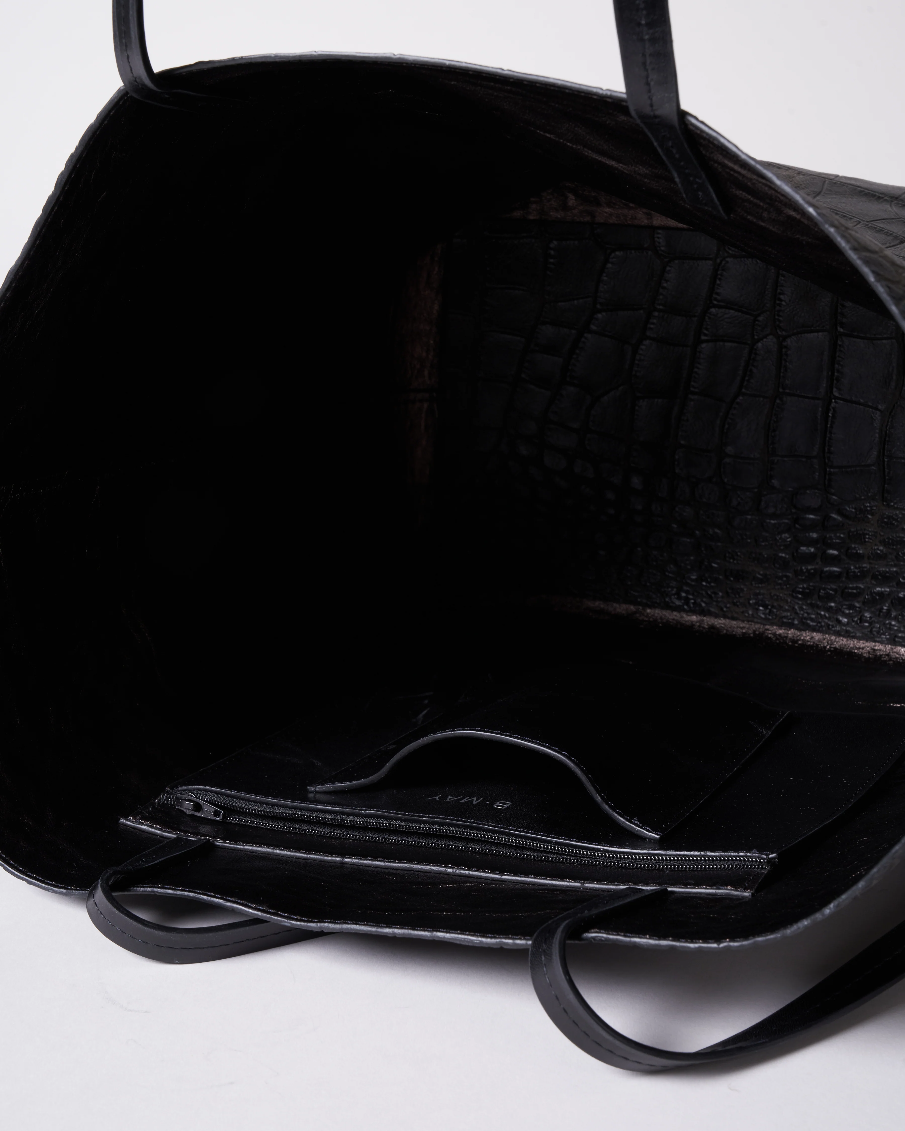 large essential tote - vintage black gator - Image 4