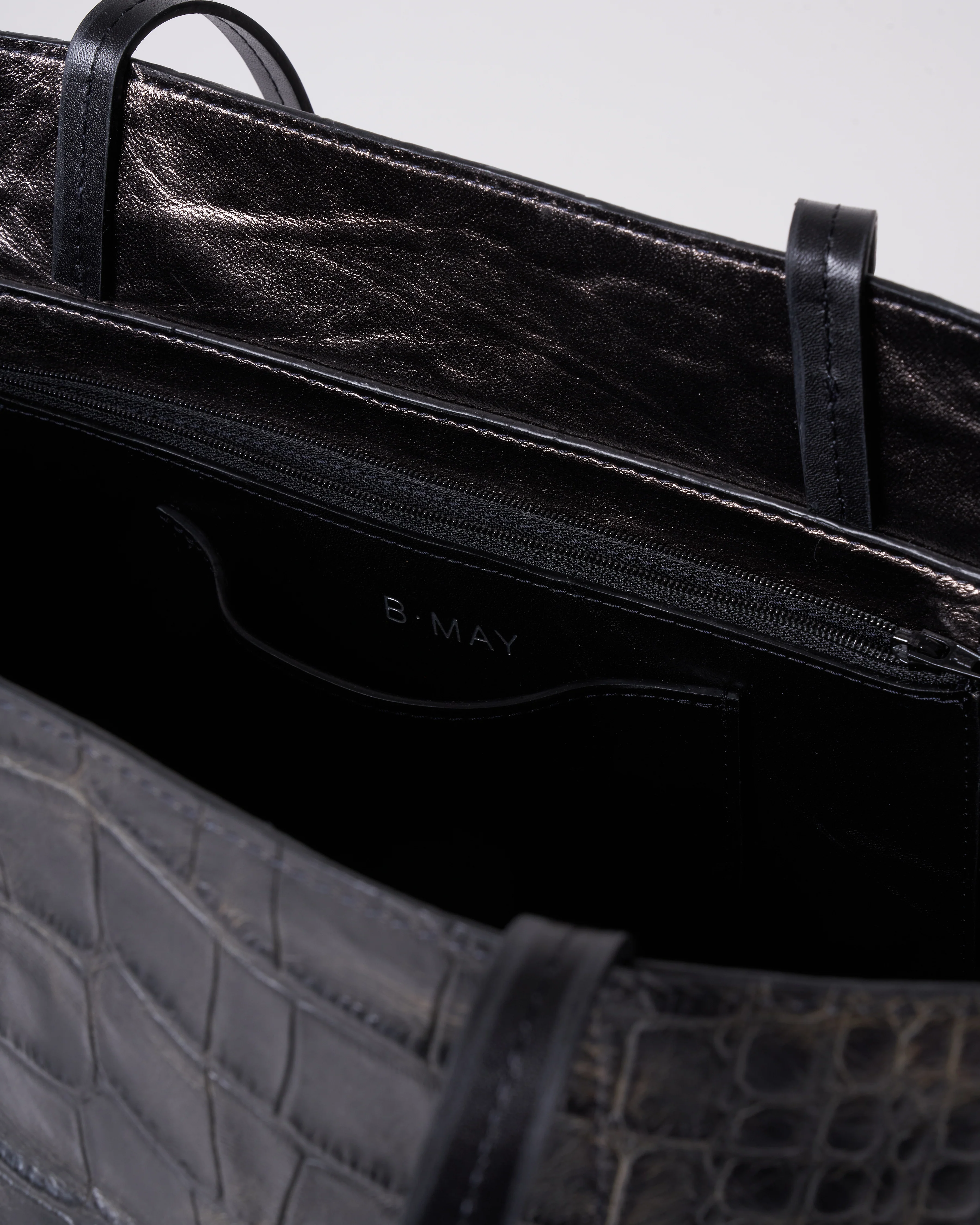 large essential tote - vintage black gator - Image 5