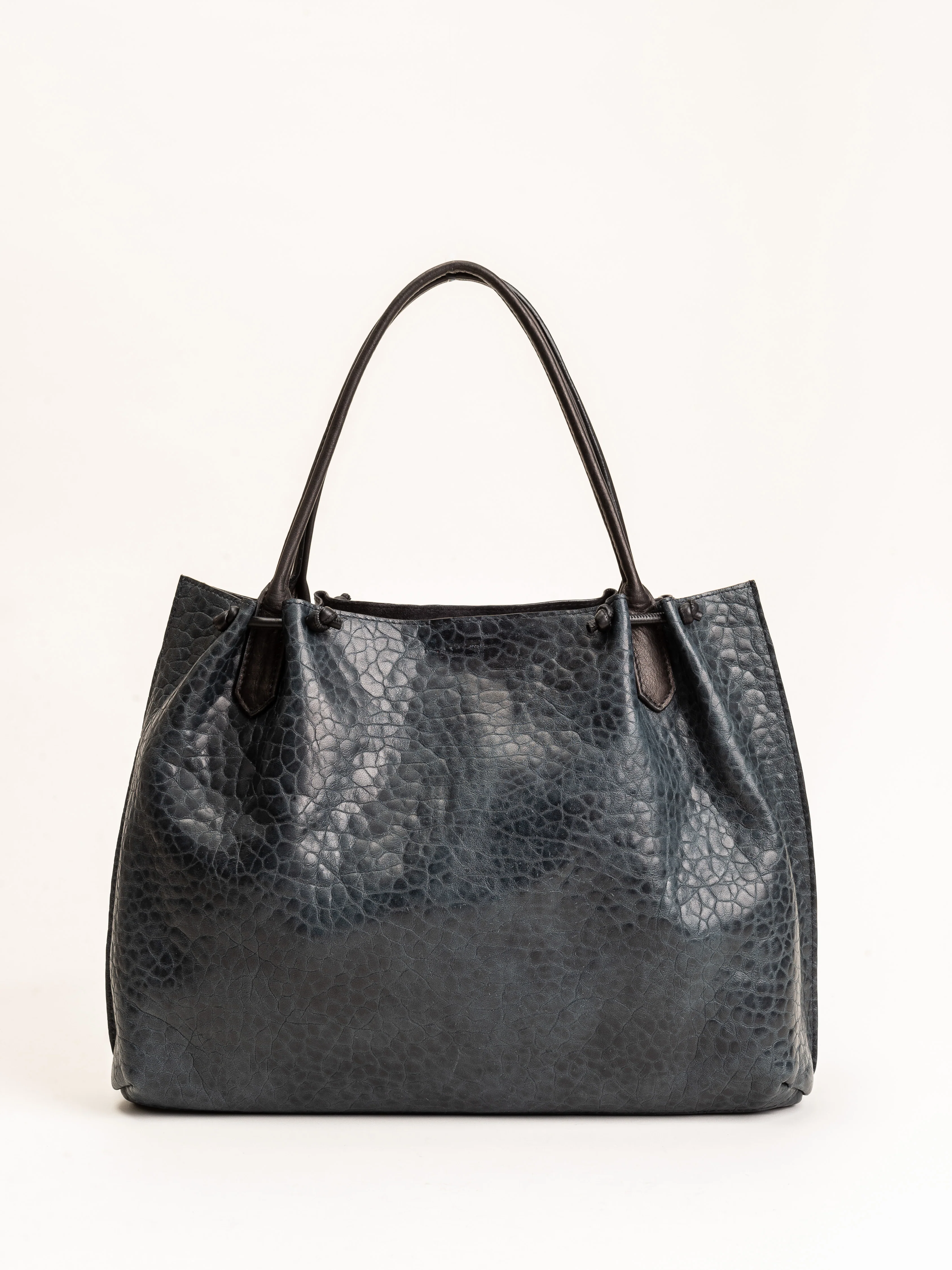 large puckered tote - blue sheepskin - Image 2