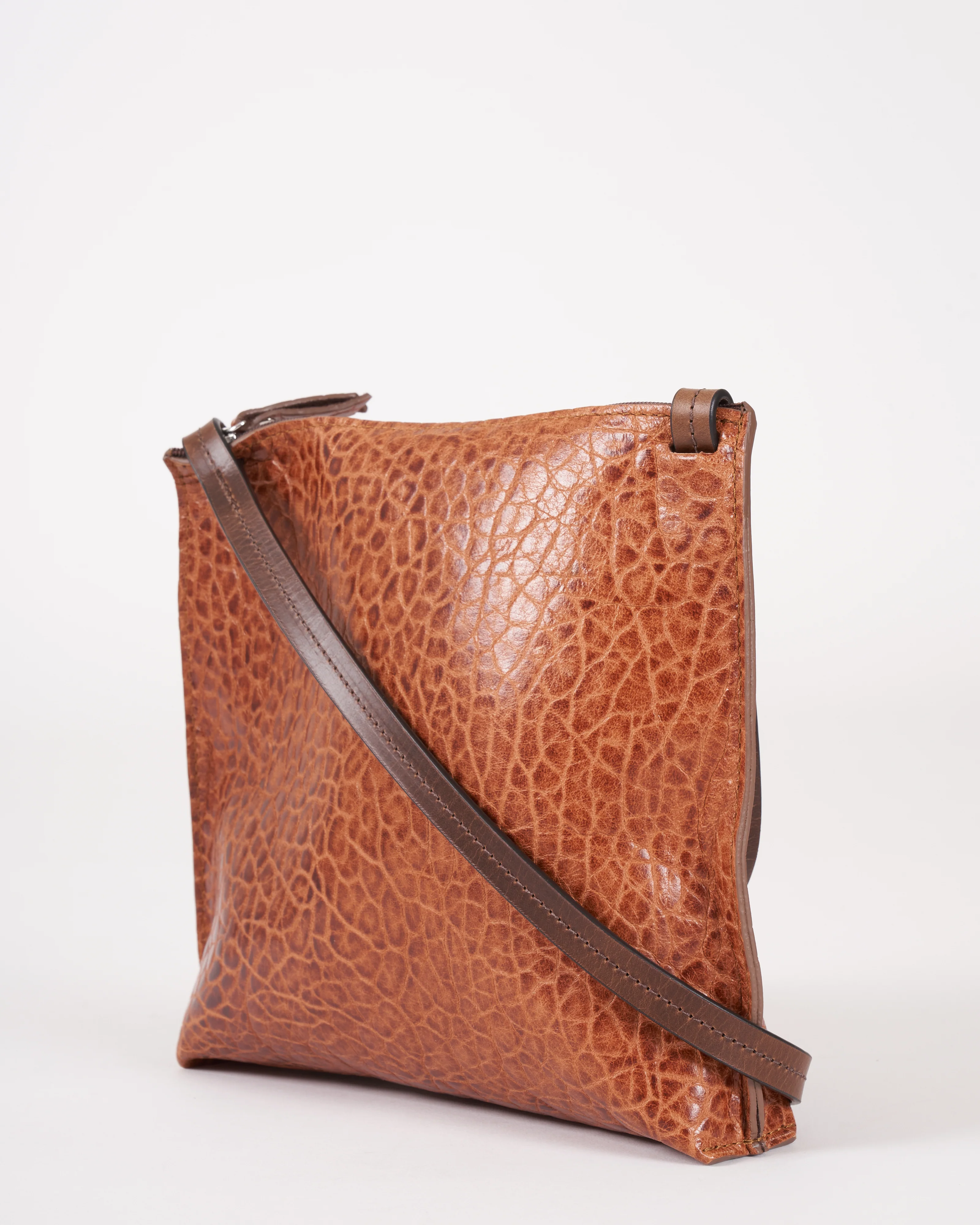 large strappy pouch - nutmeg pebbled sheepskin - Image 3