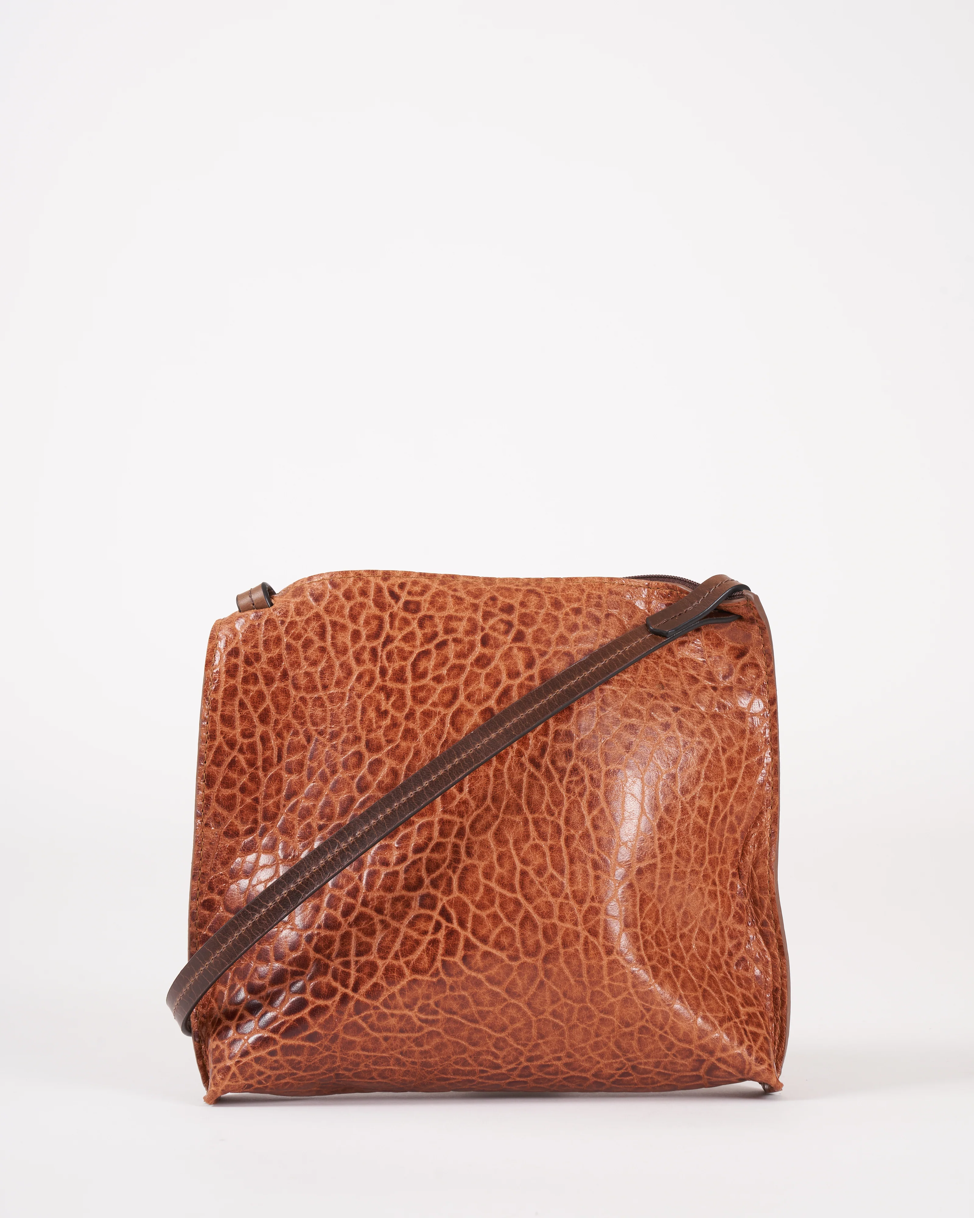 large strappy pouch - nutmeg pebbled sheepskin - Image 4