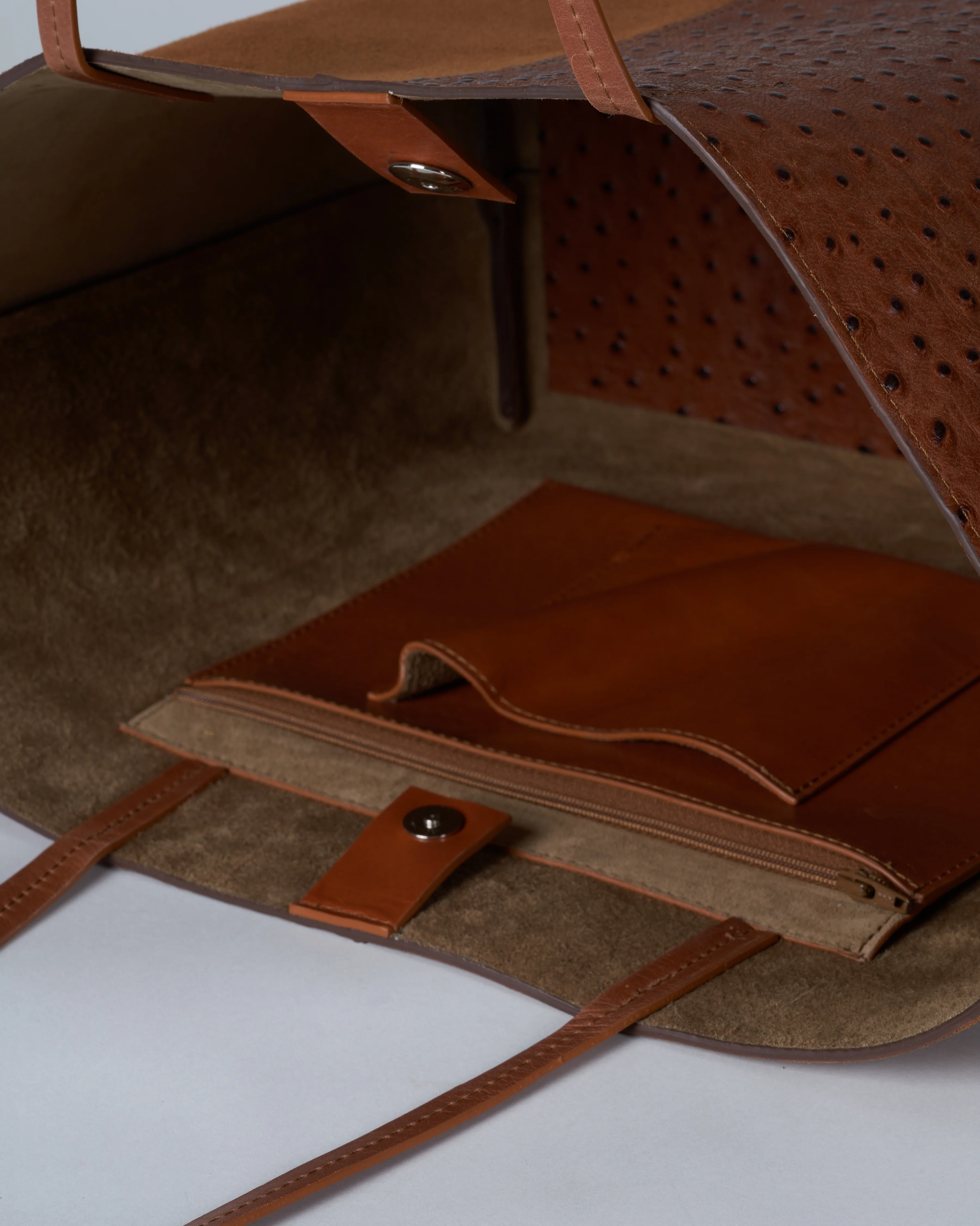 medium essential bag - 2 tone pecan suede/ ostrich - Image 6