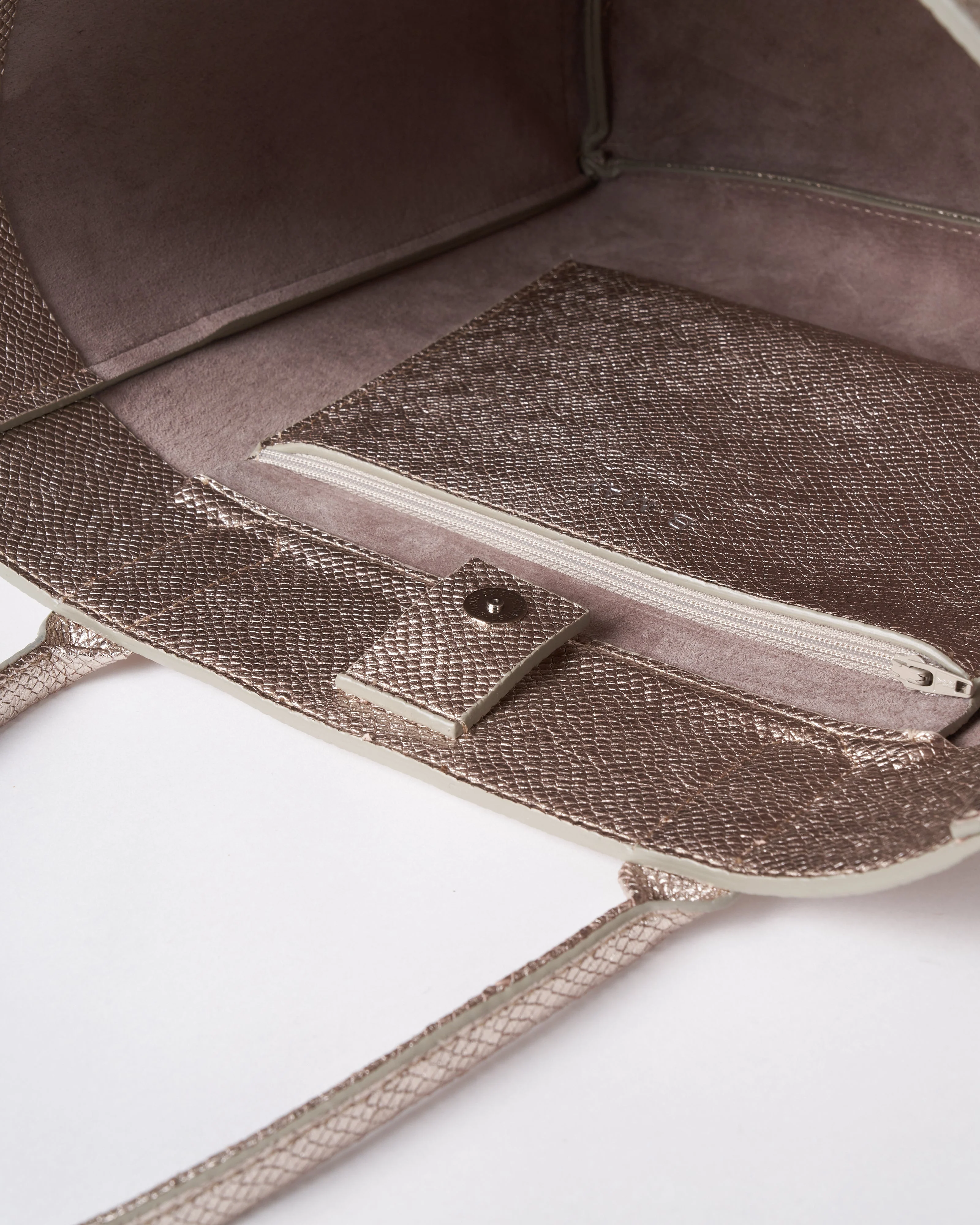 medium pocket tote - silver serpent - Image 4