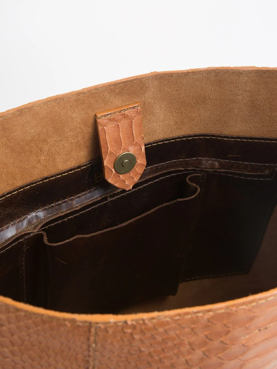 python slouchy hobo - Image 5
