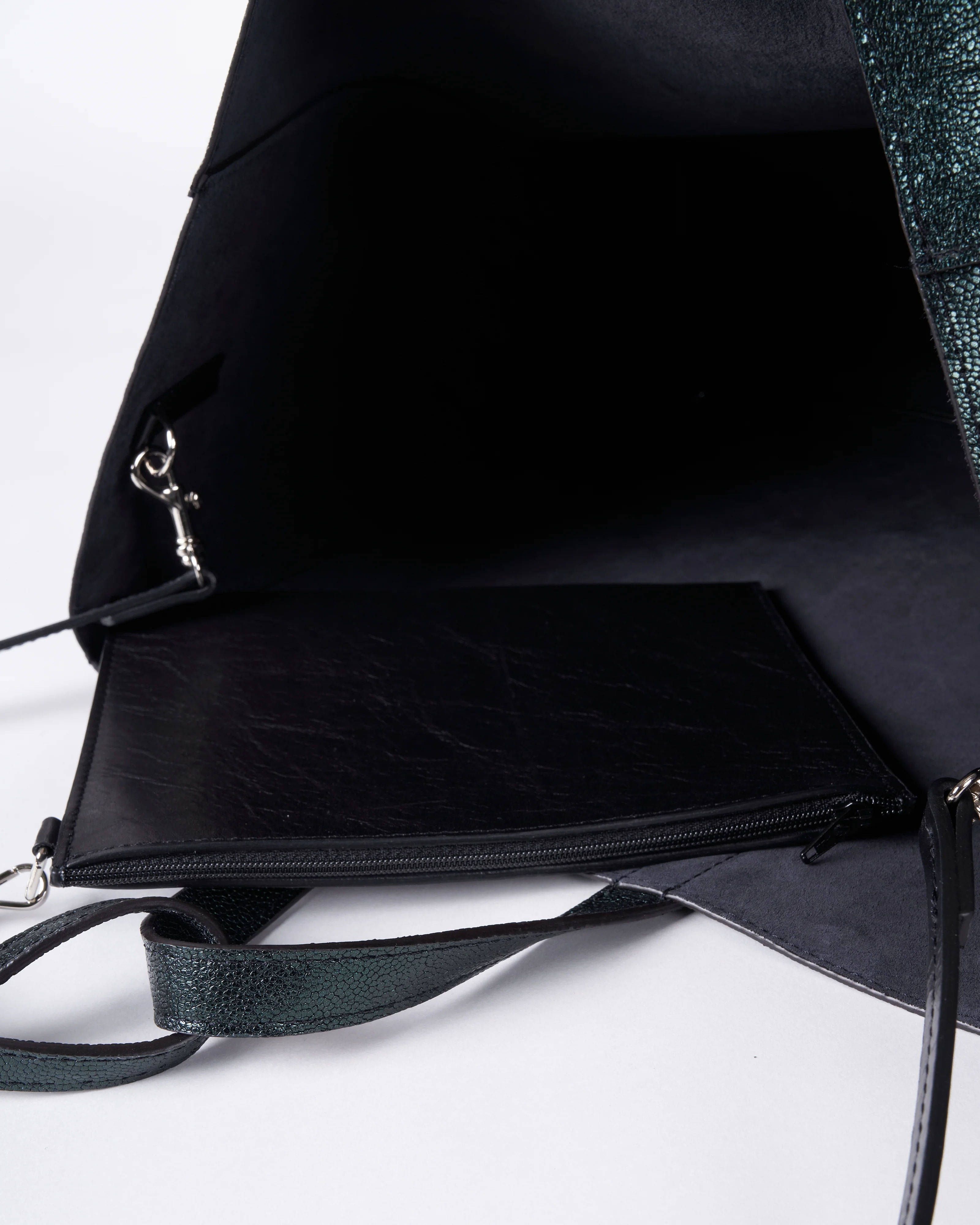 slouchy tote - bottle green embossed dots - Image 4