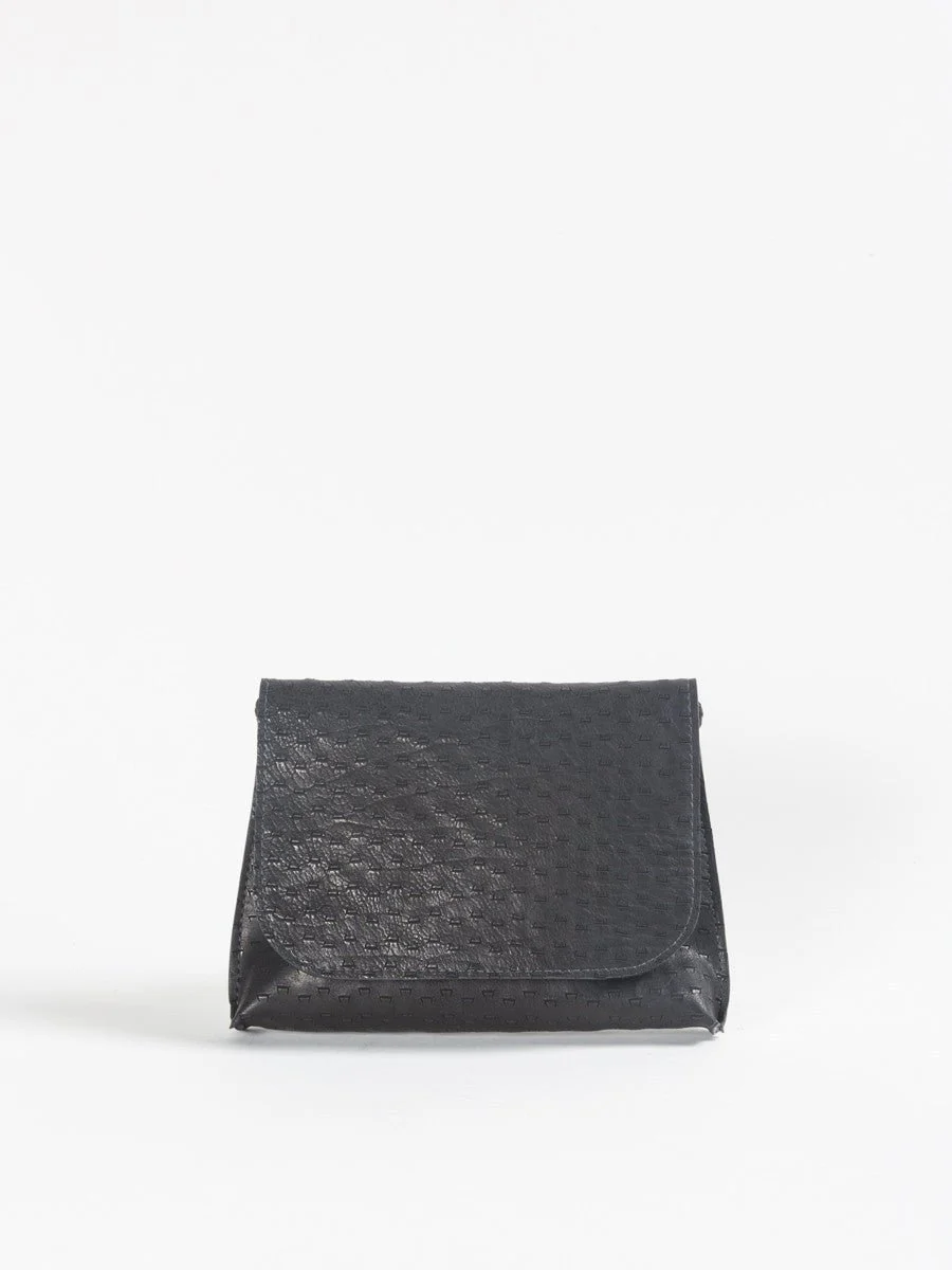 strappy foldover - black gash