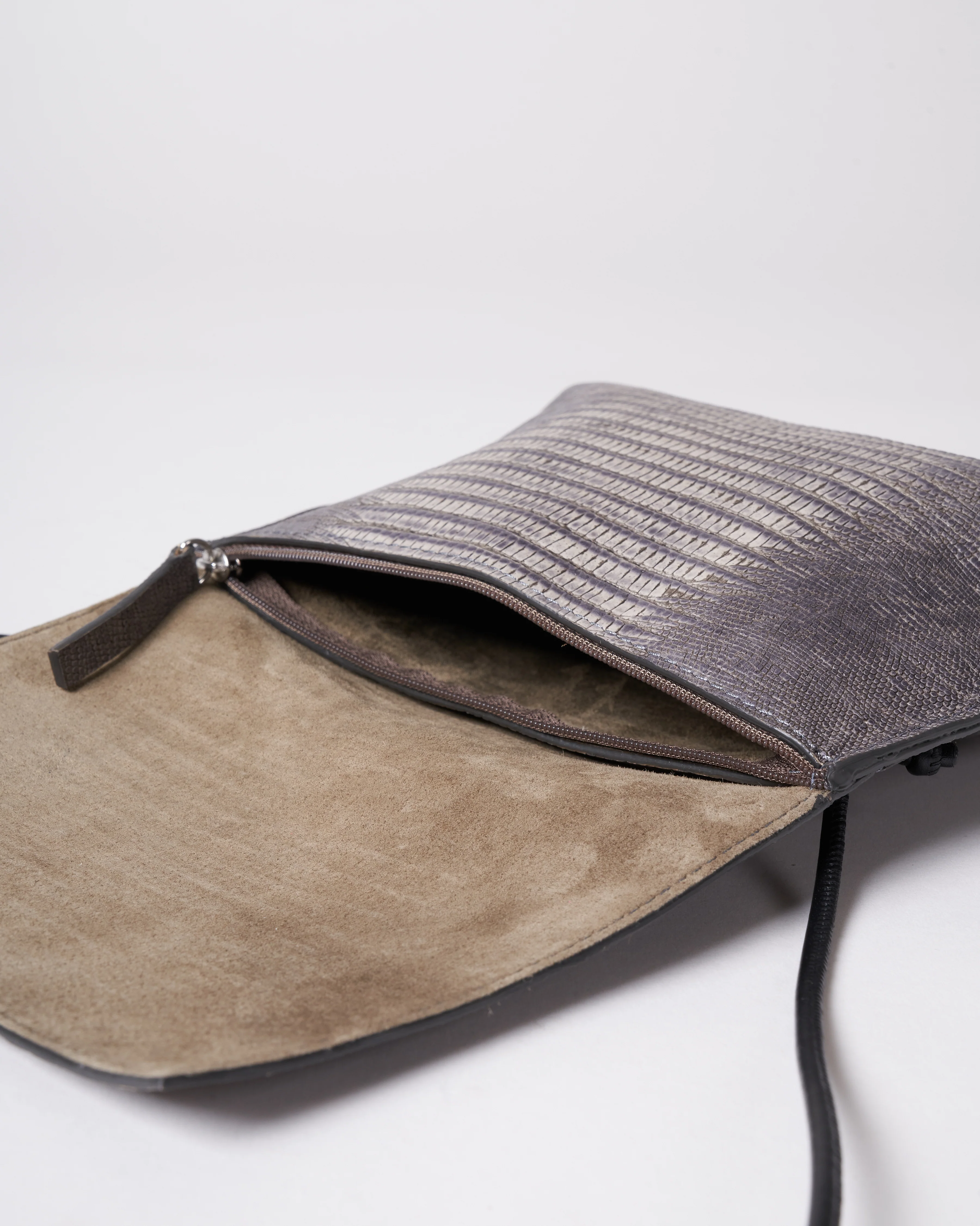 strappy foldover - gray lizard - Image 4