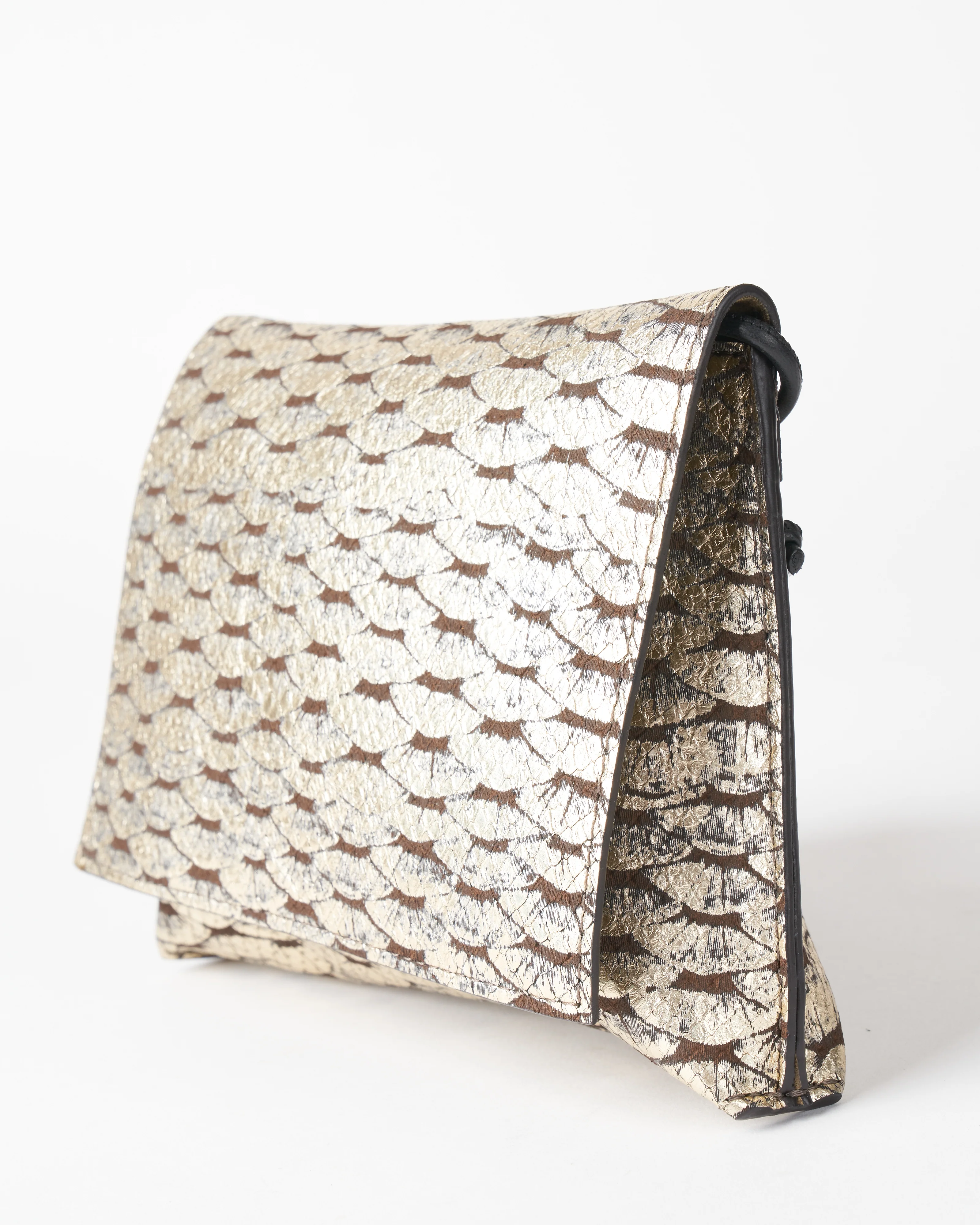 strappy foldover - silver leaf - Image 3