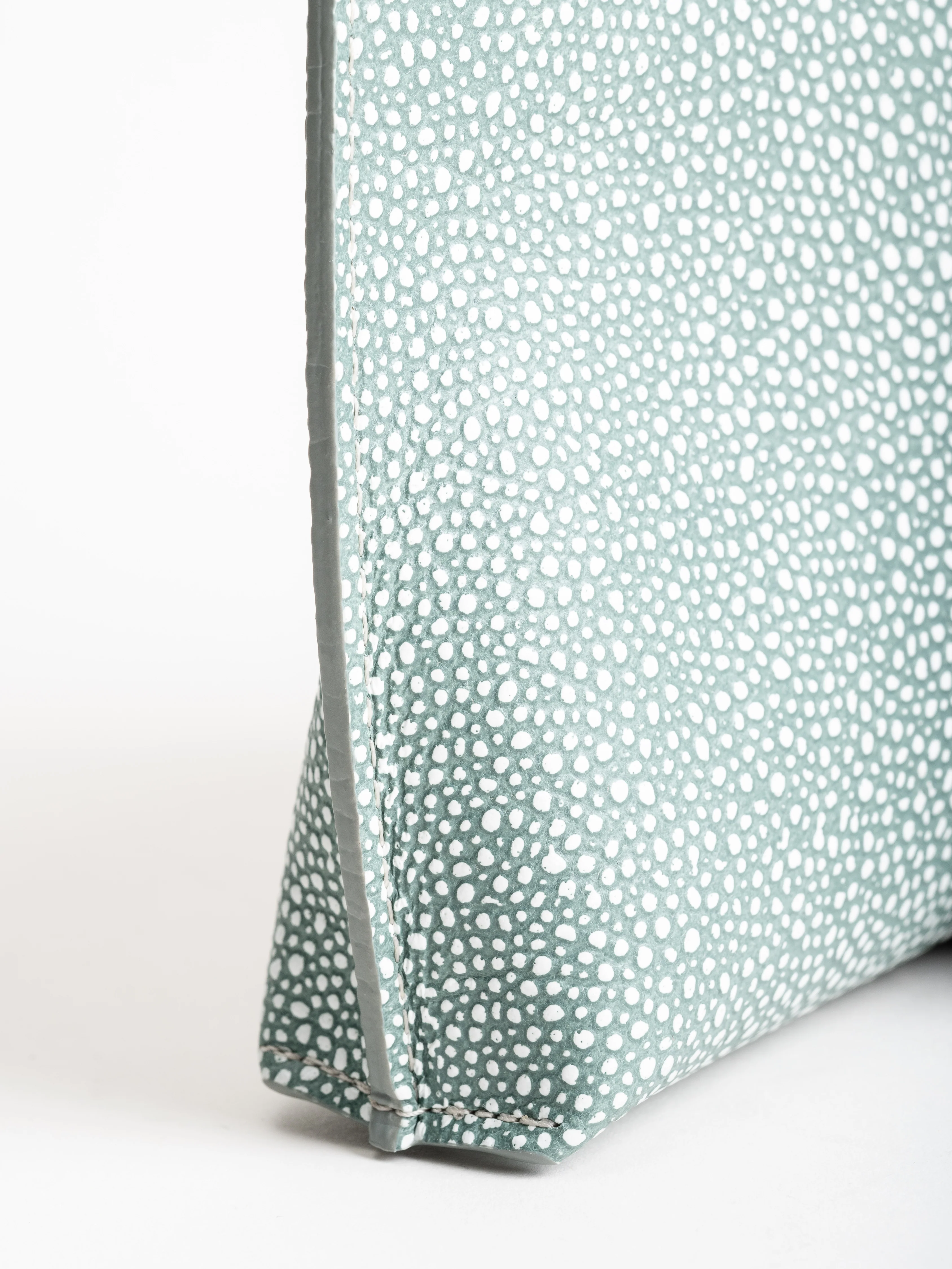strappy pouch - azure shagreen - Image 3