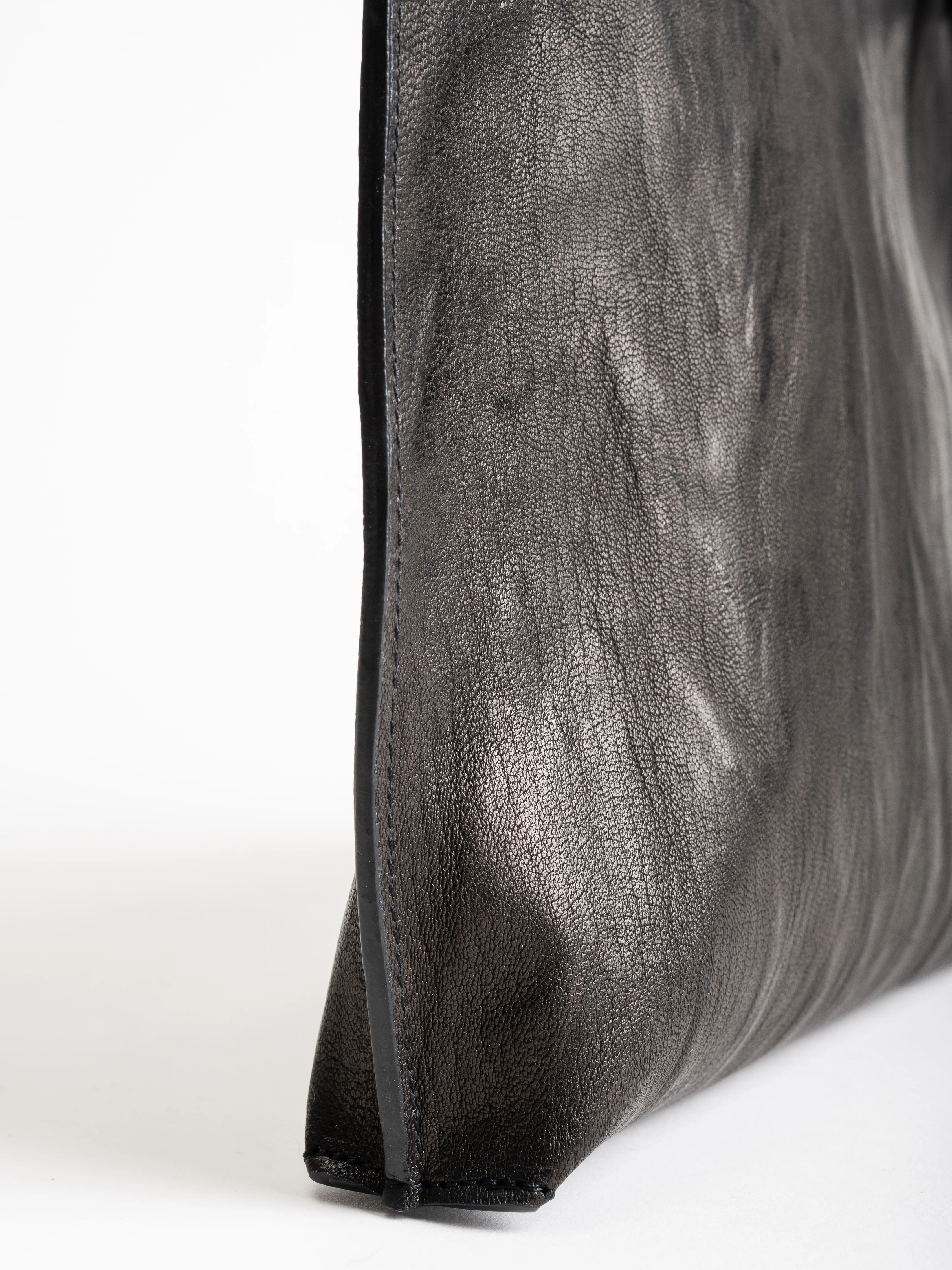 strappy pouch - basalt - Image 3
