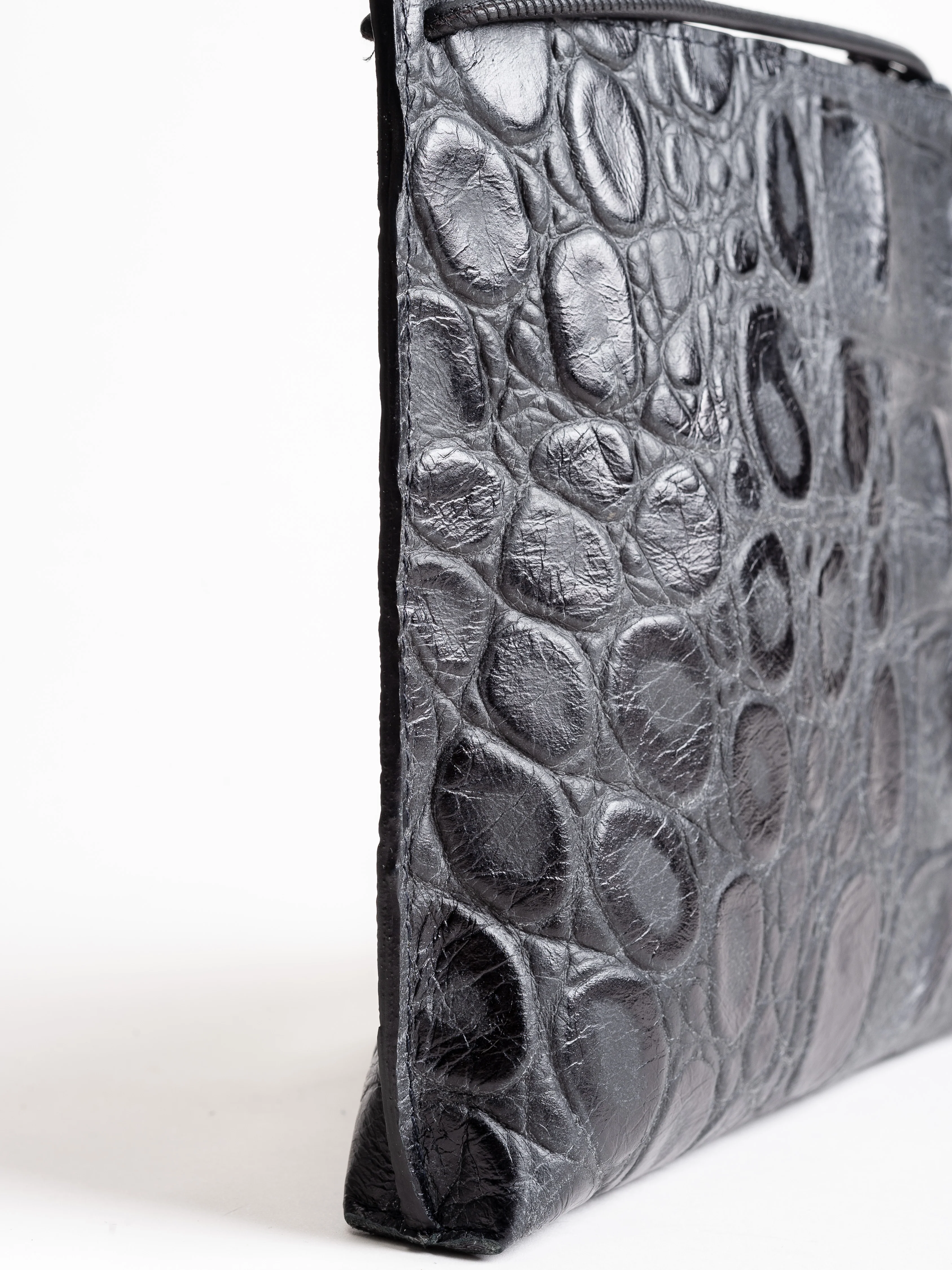 strappy pouch - black embossed gator - Image 3