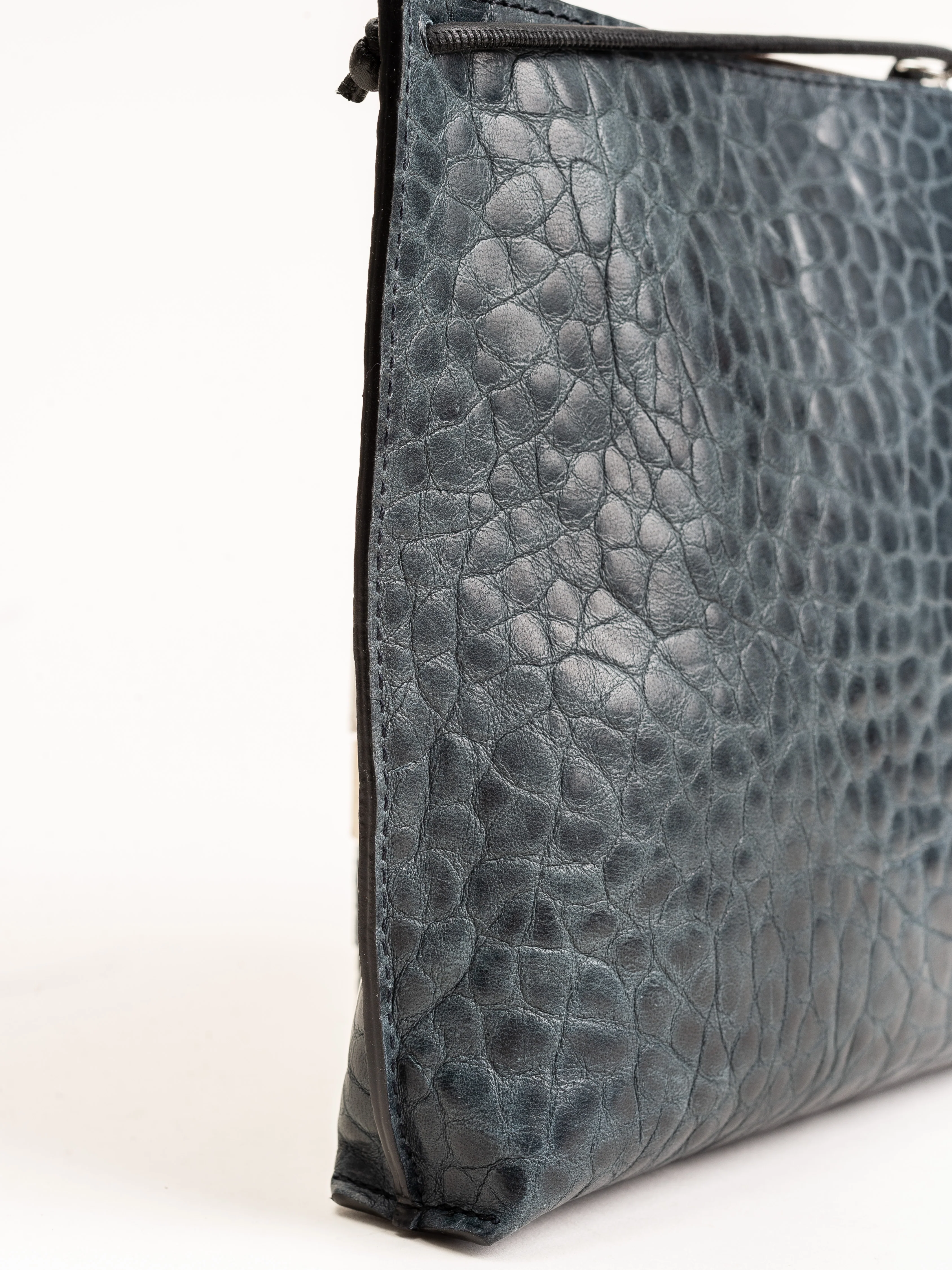 strappy pouch - blue sheepskin - Image 3