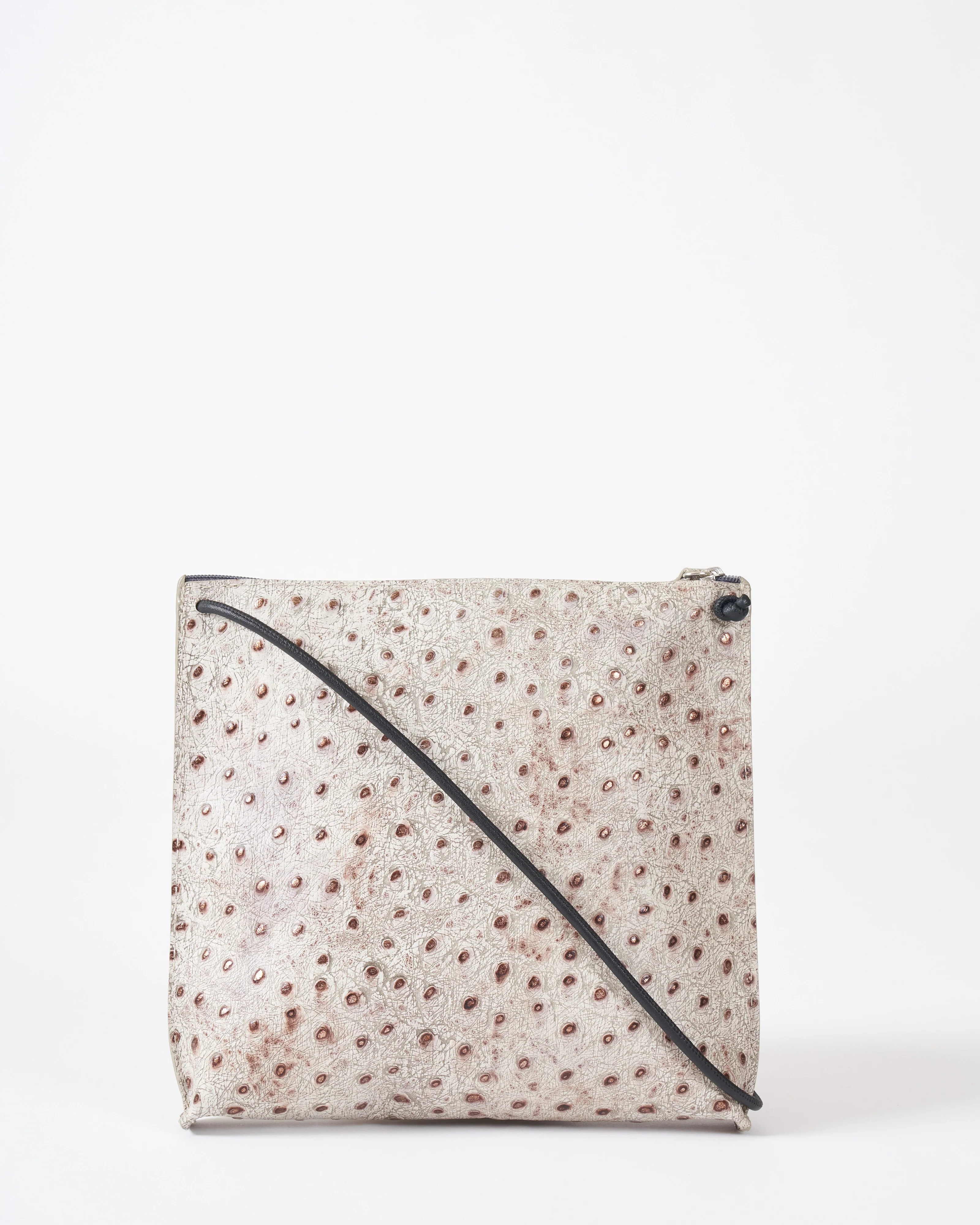 strappy pouch - calm ostrich