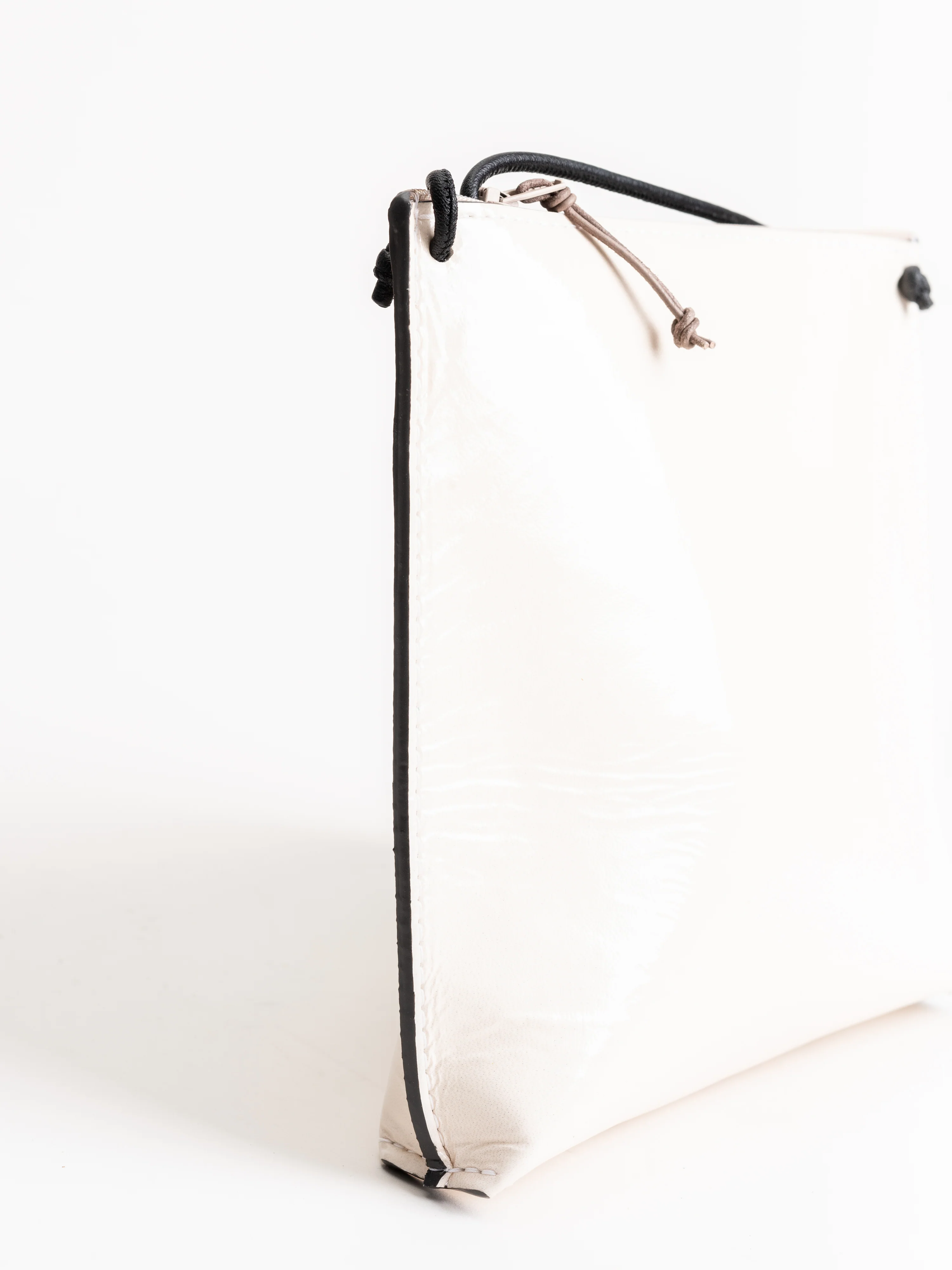 strappy pouch - cream - Image 3