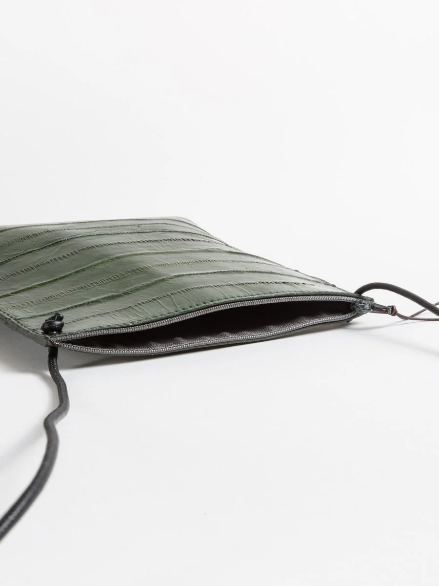 strappy pouch - eel forest - Image 3