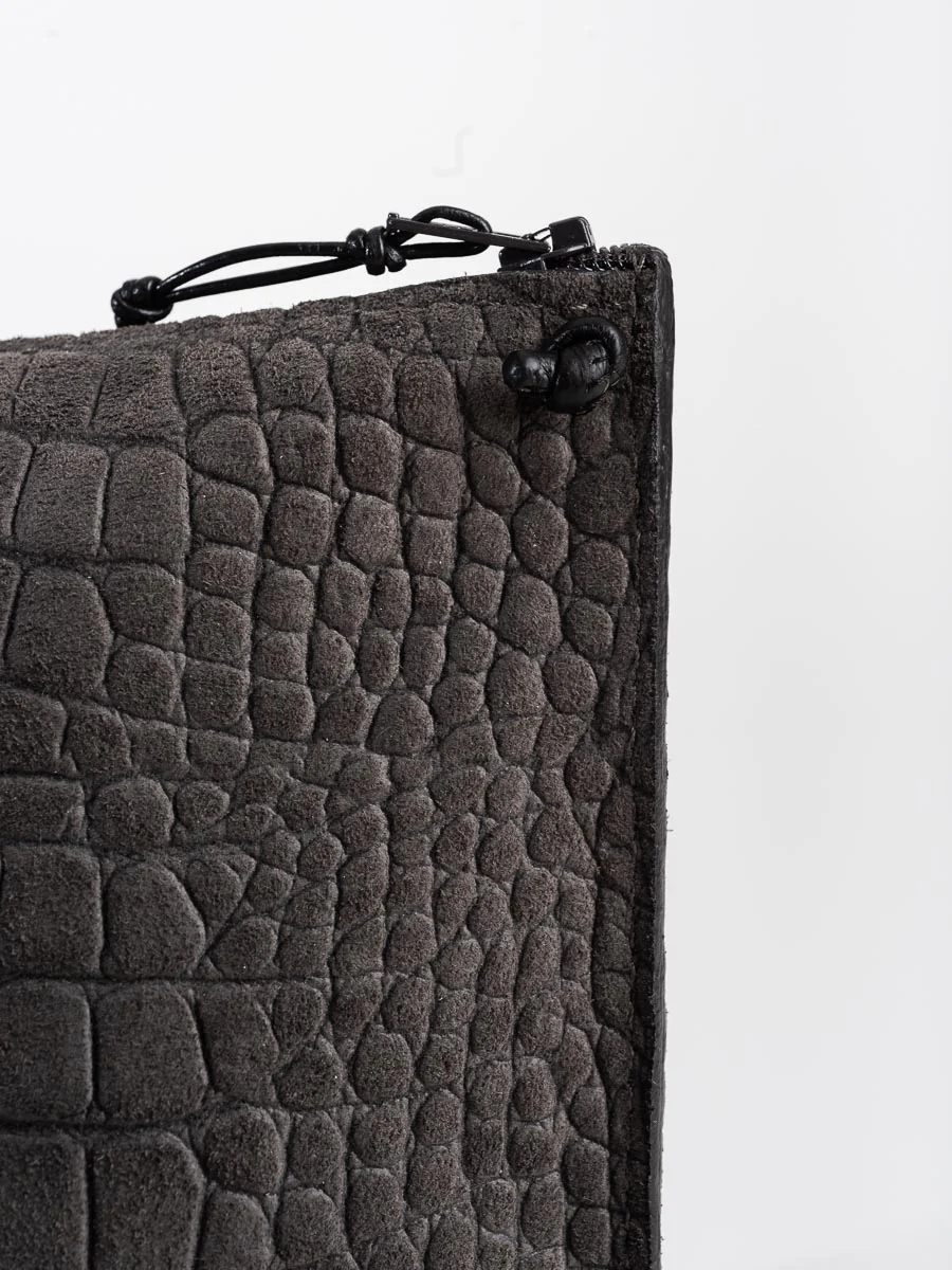 strappy pouch - flannel sueded gator - Image 4