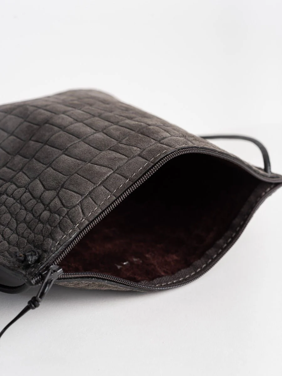 strappy pouch - flannel sueded gator - Image 5