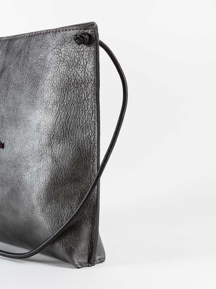 strappy pouch - french goat zinc - Image 2