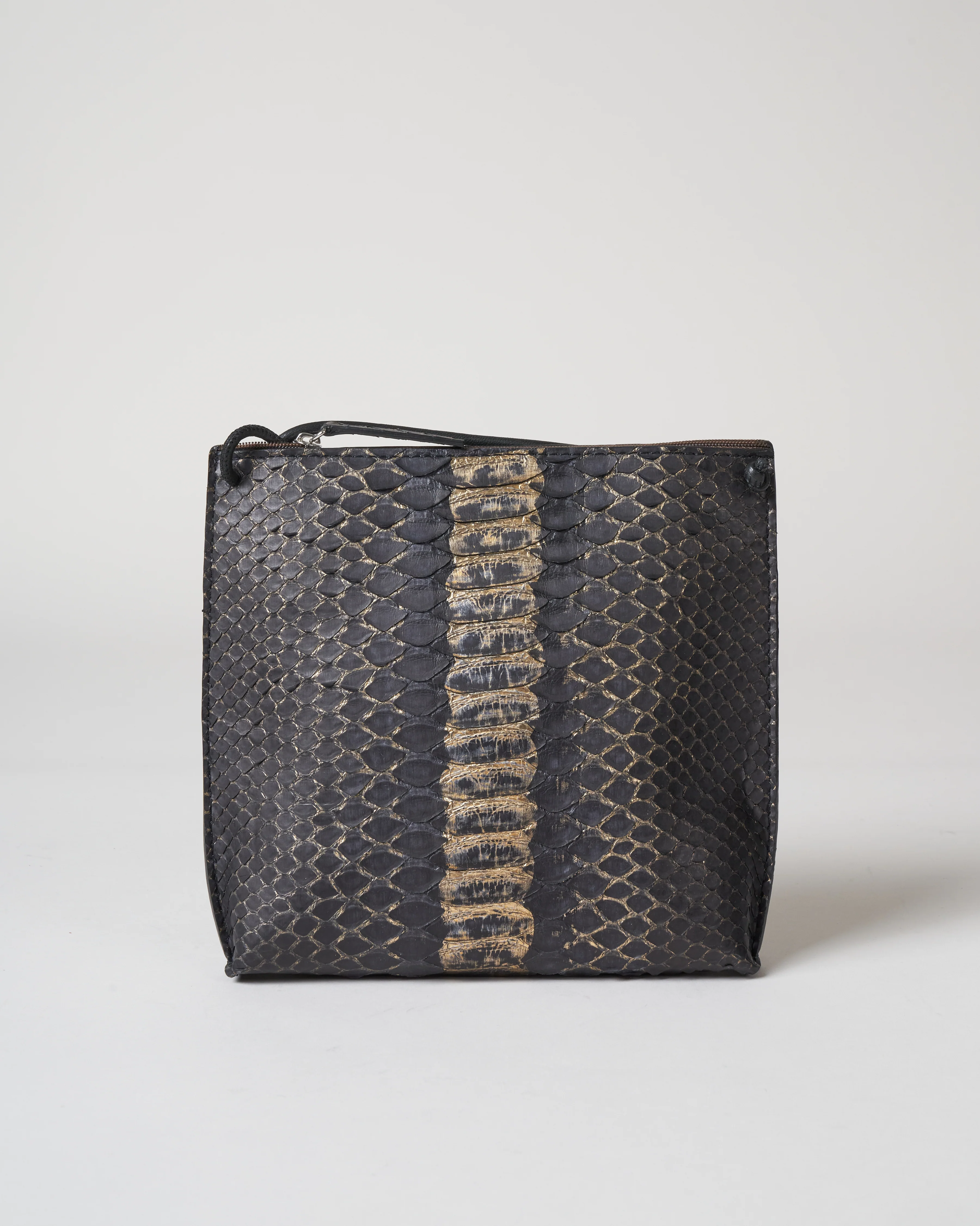 strappy pouch - nimbus python