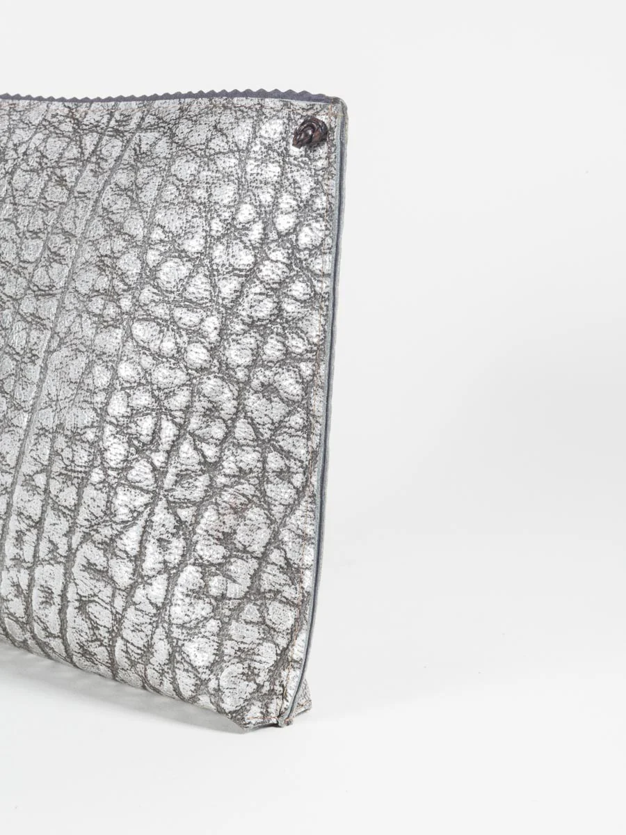strappy pouch - platinum pebble - Image 2