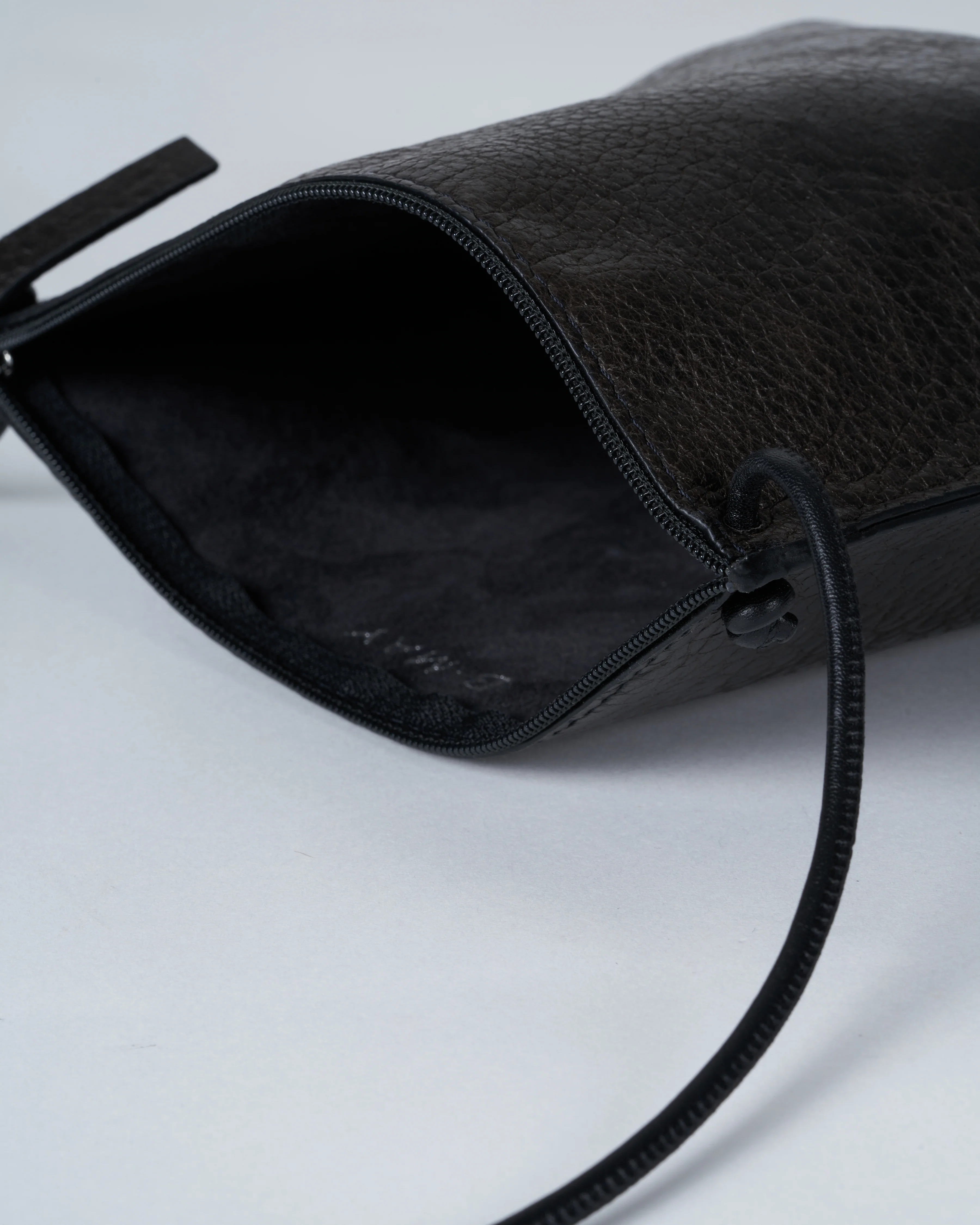 strappy pouch - sable ovino - Image 5