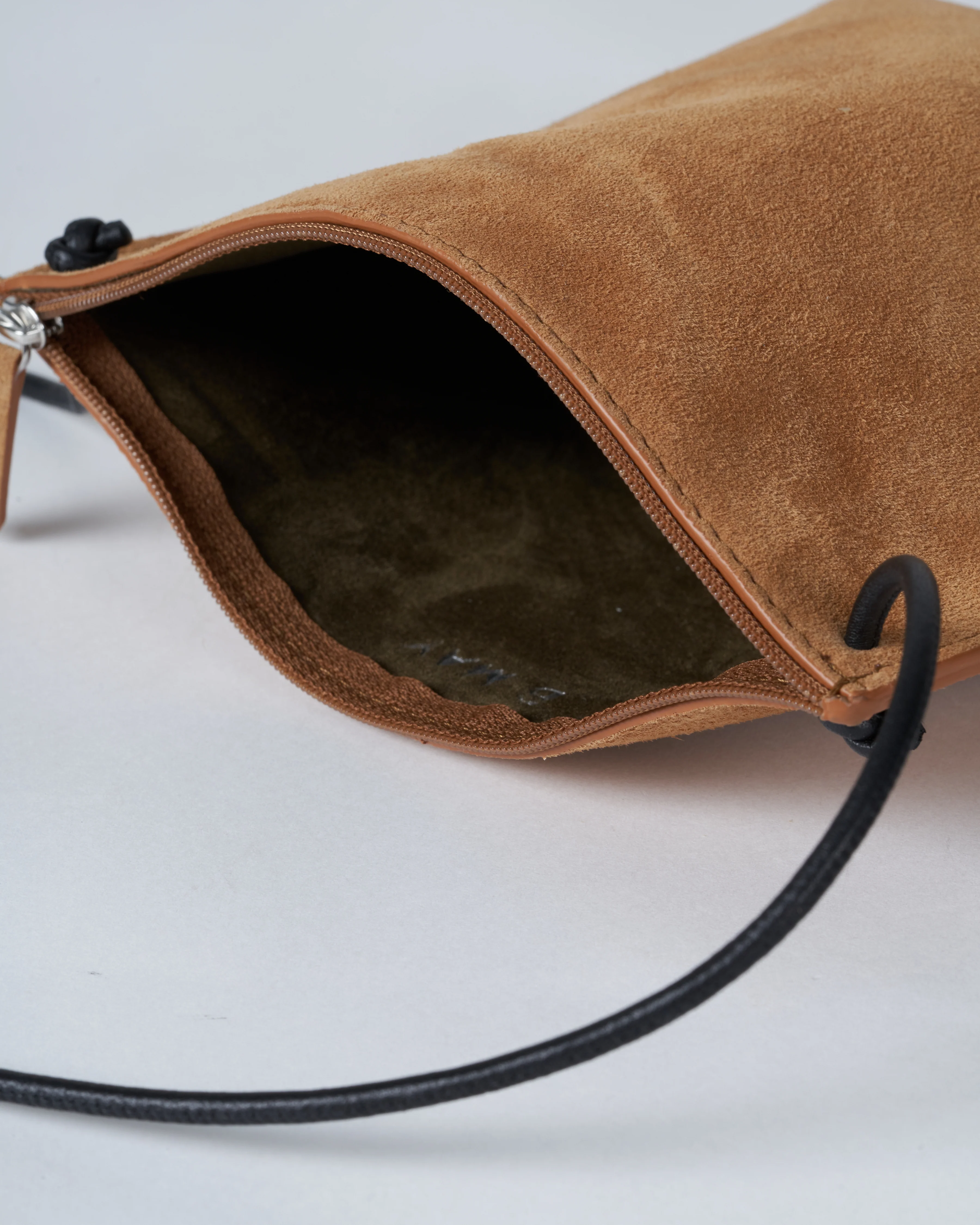 strappy pouch - saddle suede - Image 4