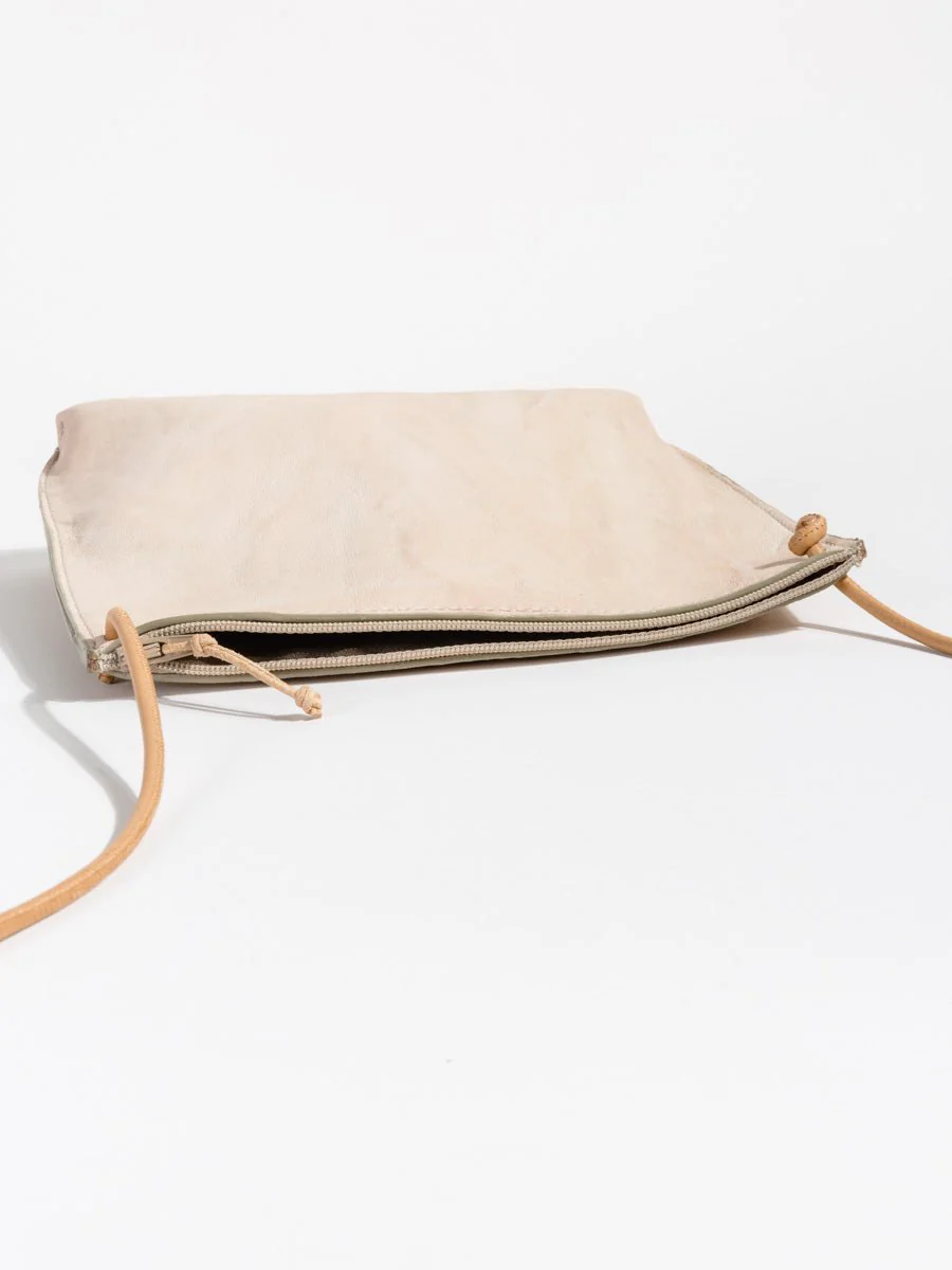 strappy pouch - sand - Image 4
