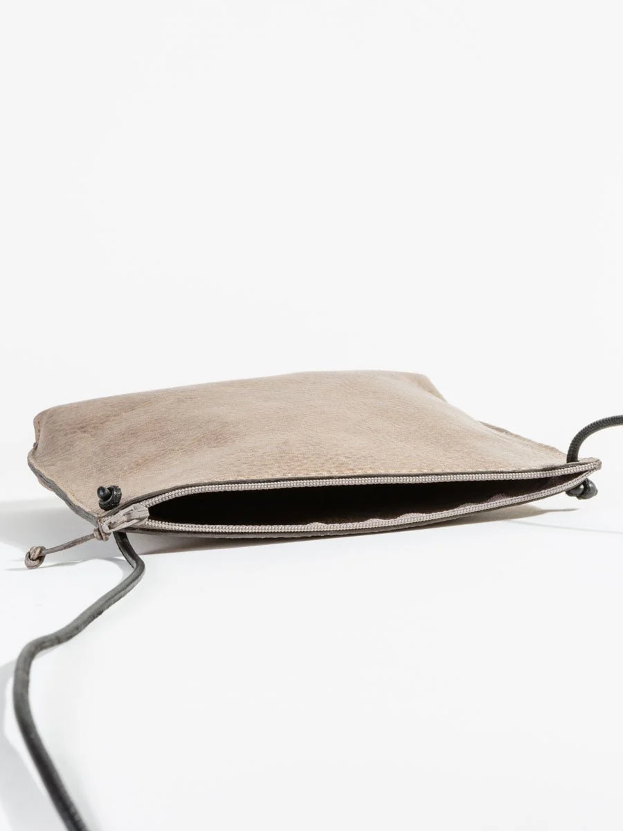 strappy pouch - taupe - Image 4