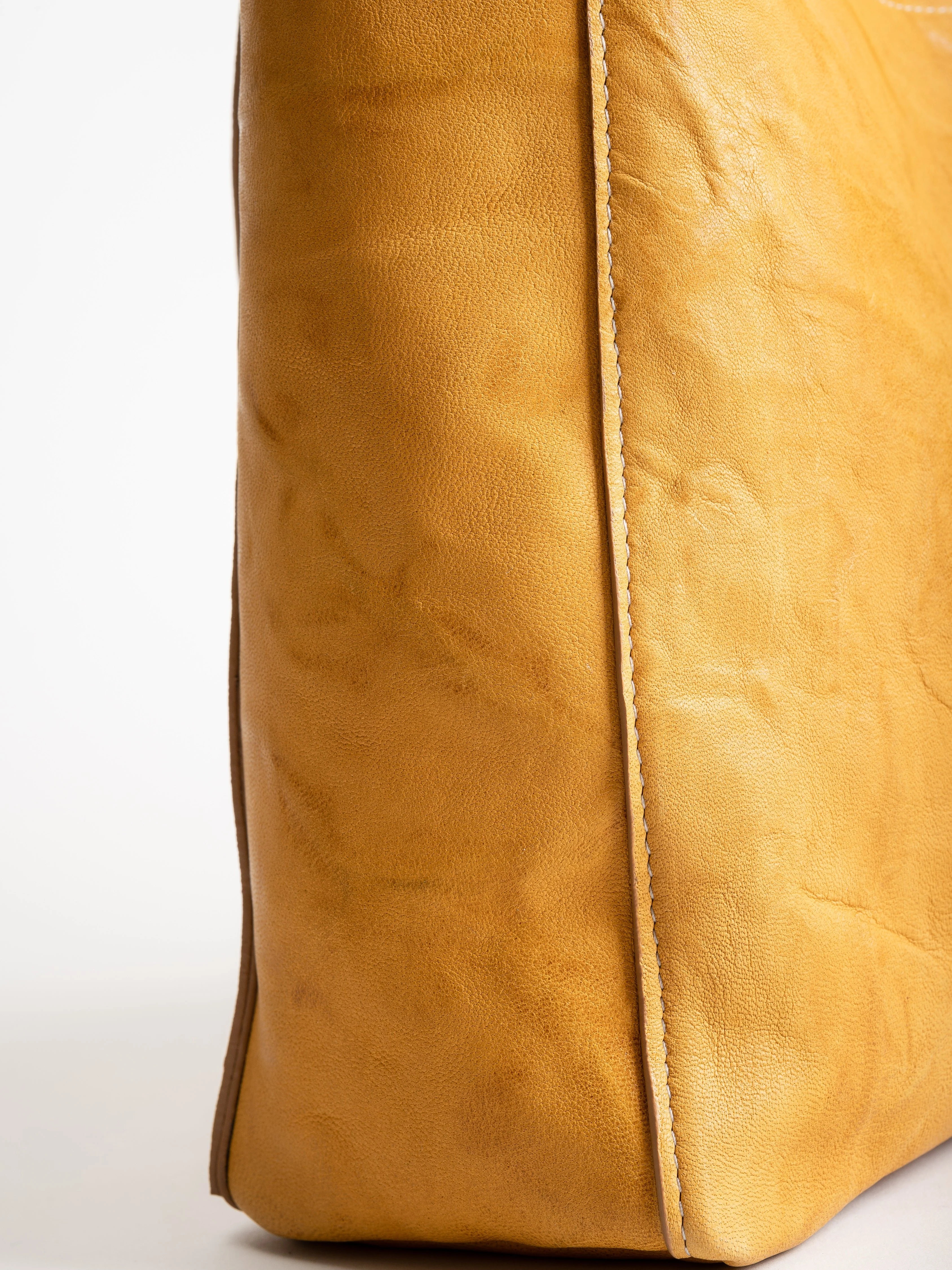 front pocket tote - saffron - Image 3