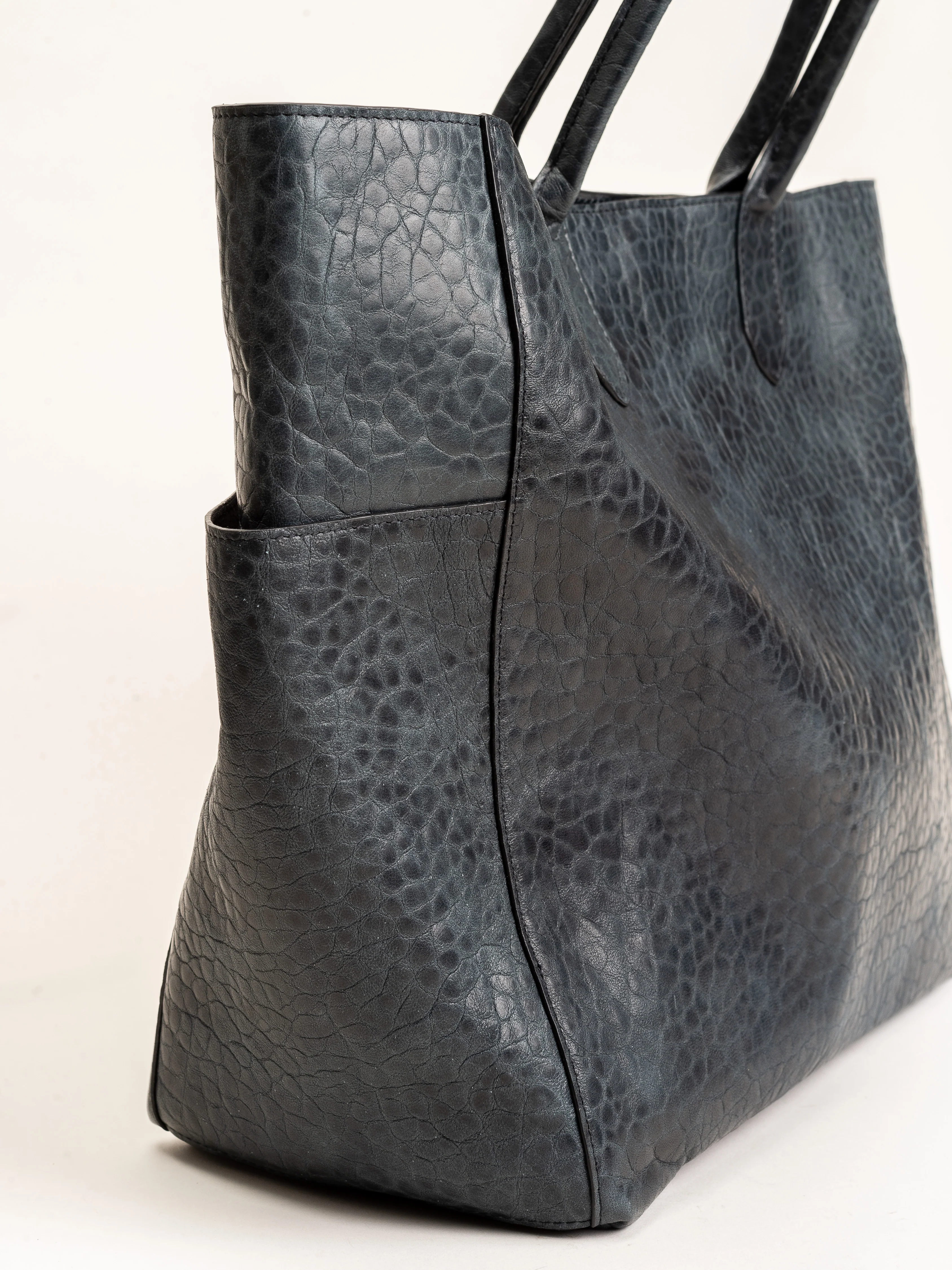 xl pocket tote - blue sheepskin - Image 3