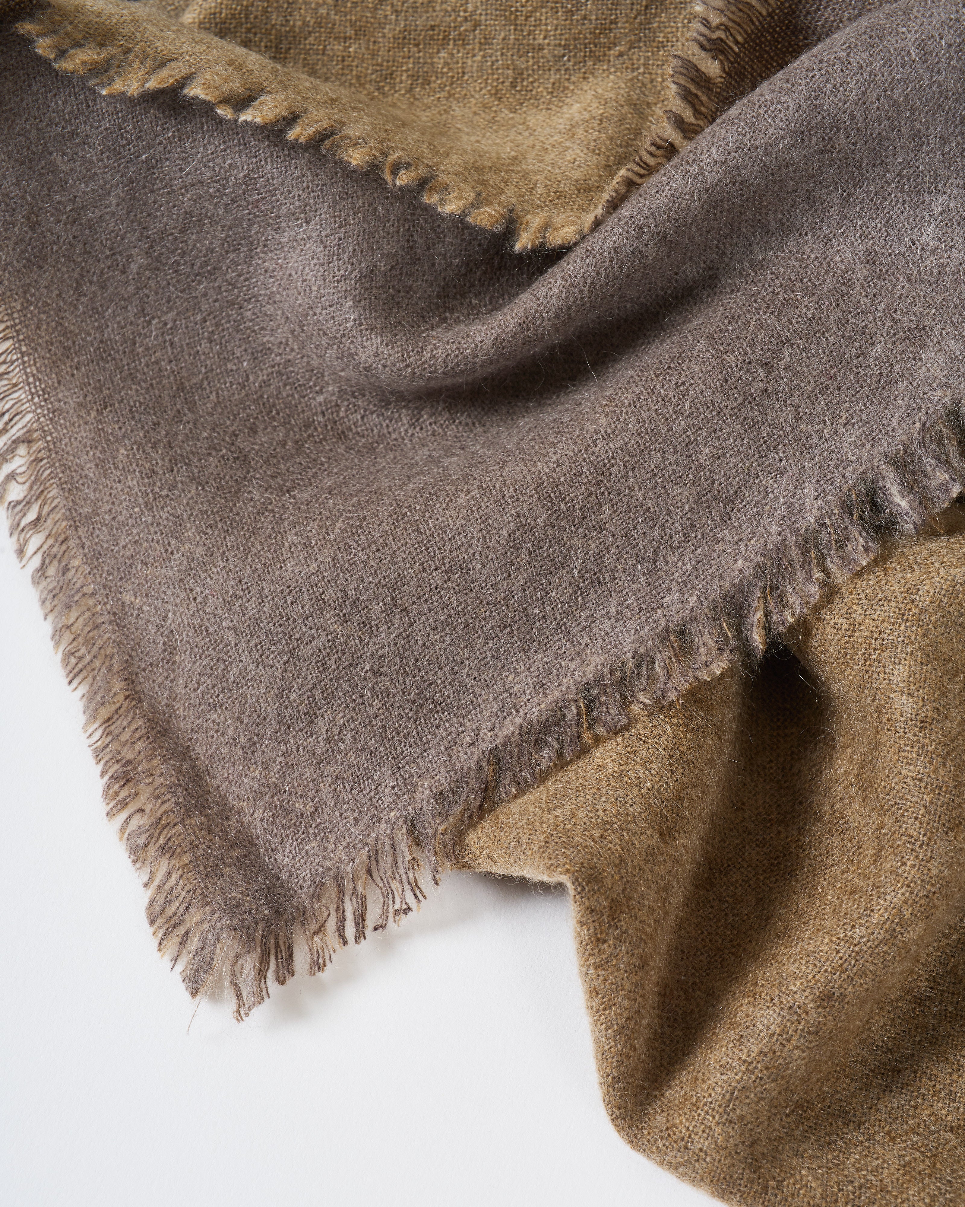 1/28 double faced cashmere spray print - Image 3