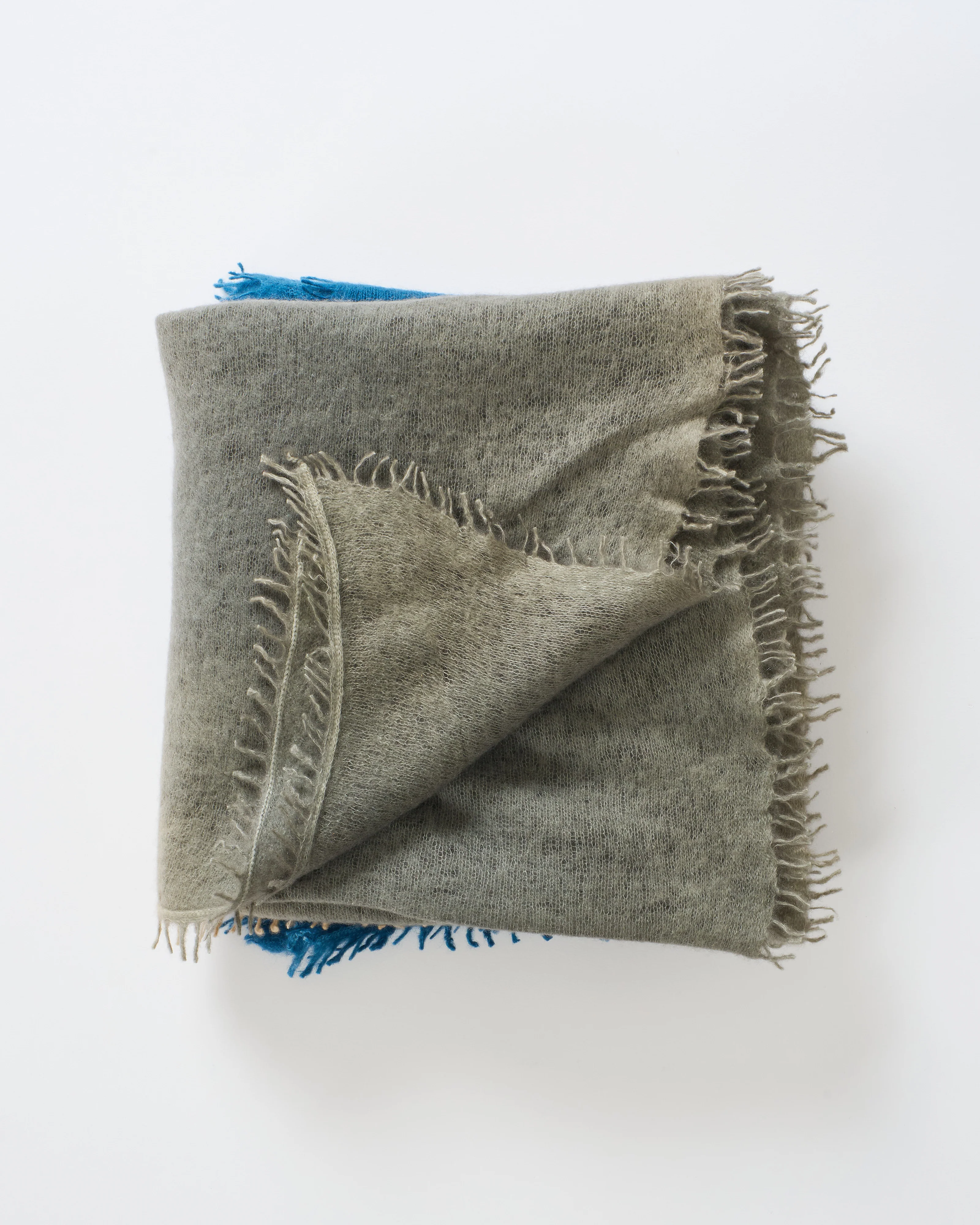 luxo sparge cashmere horizontal shading stole - Image 2