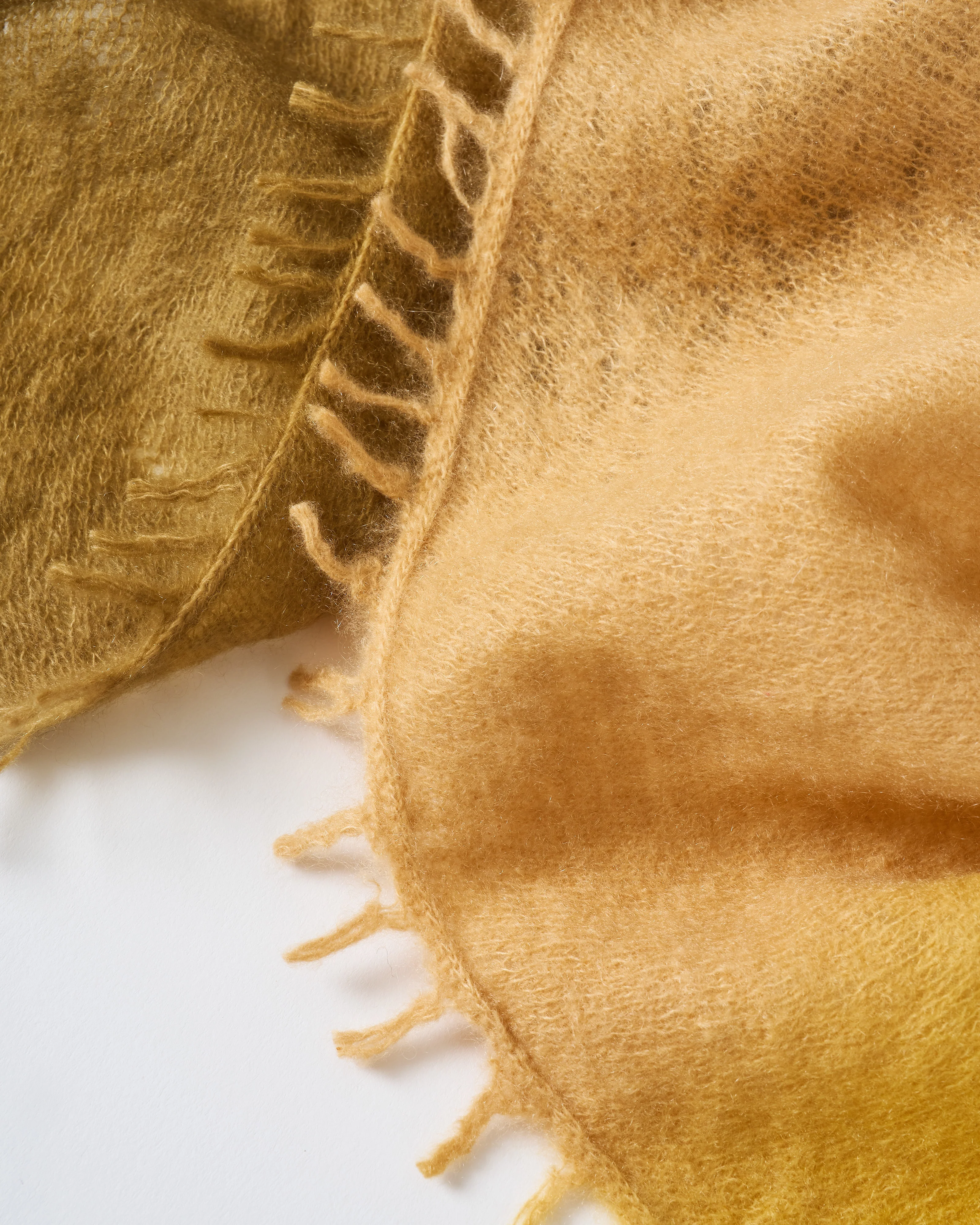 luxo sparge cashmere horizontal shading stole - Image 3