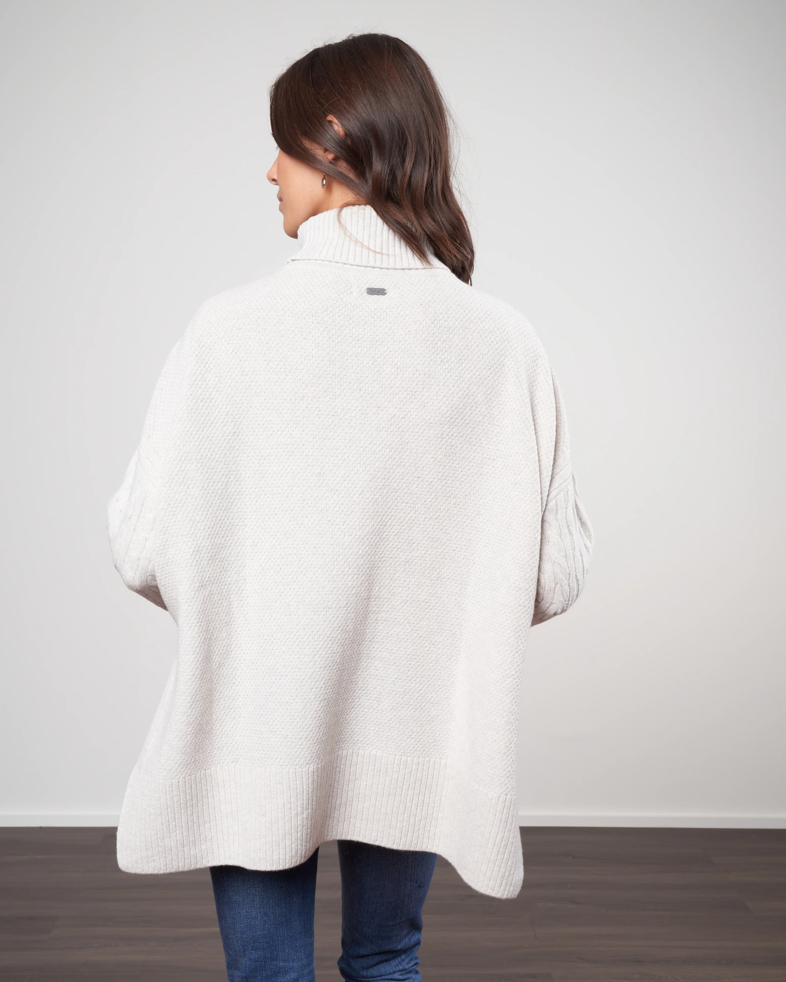 maybury cape - pale grey - Image 4
