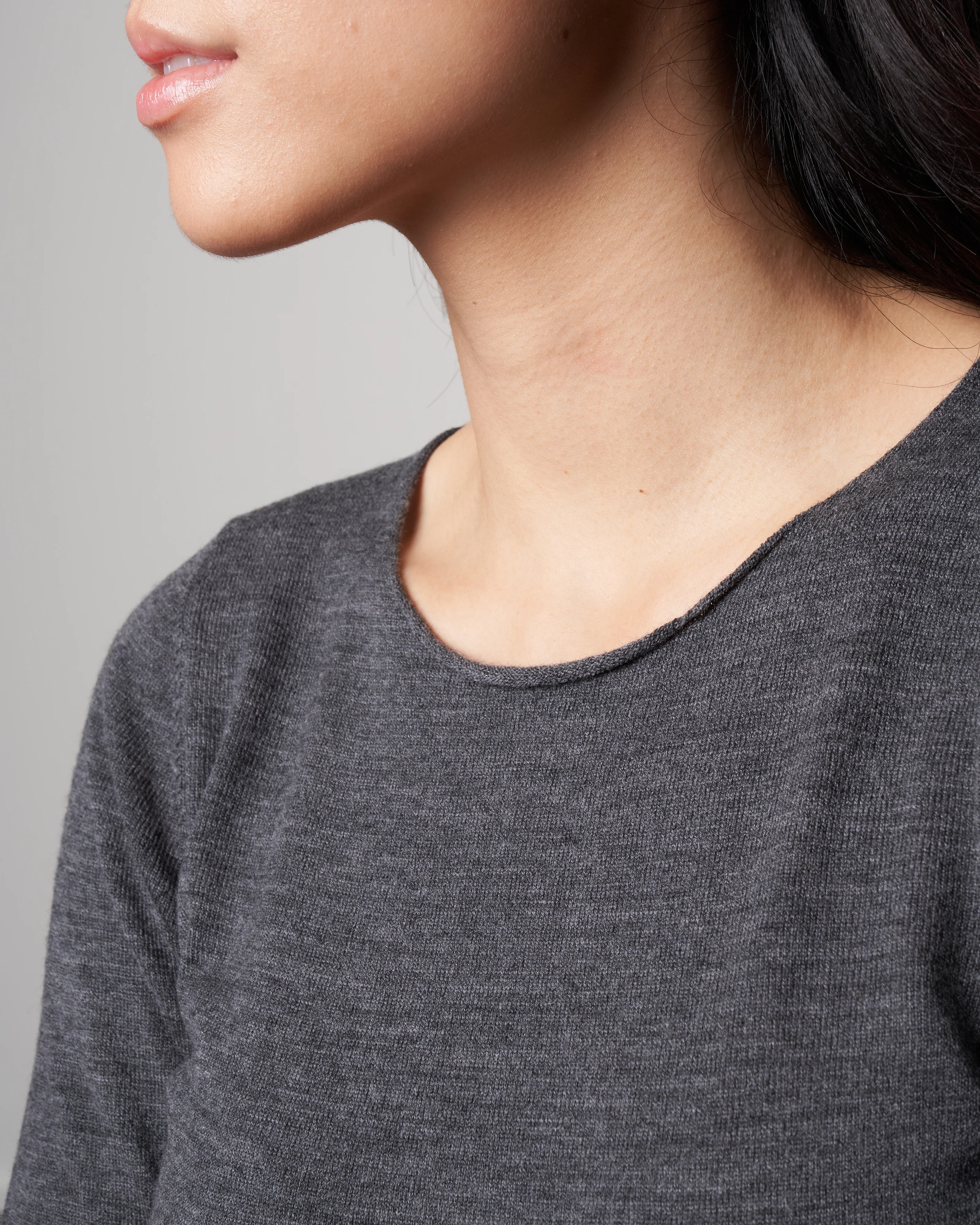 crewneck superfine merino tee - grey - Image 5