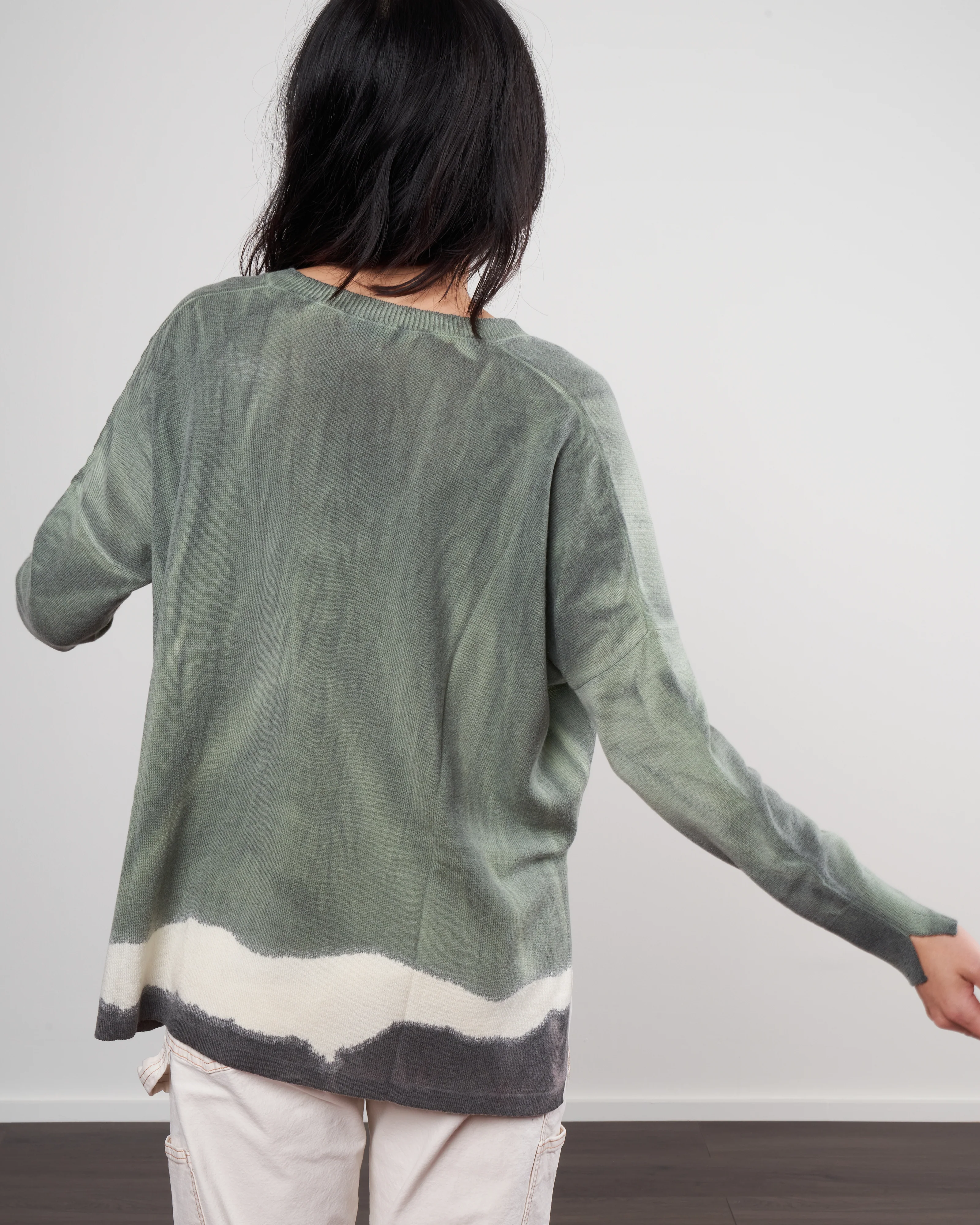 wool/cashmere oversized vneck pullover - olive hedge - Image 4