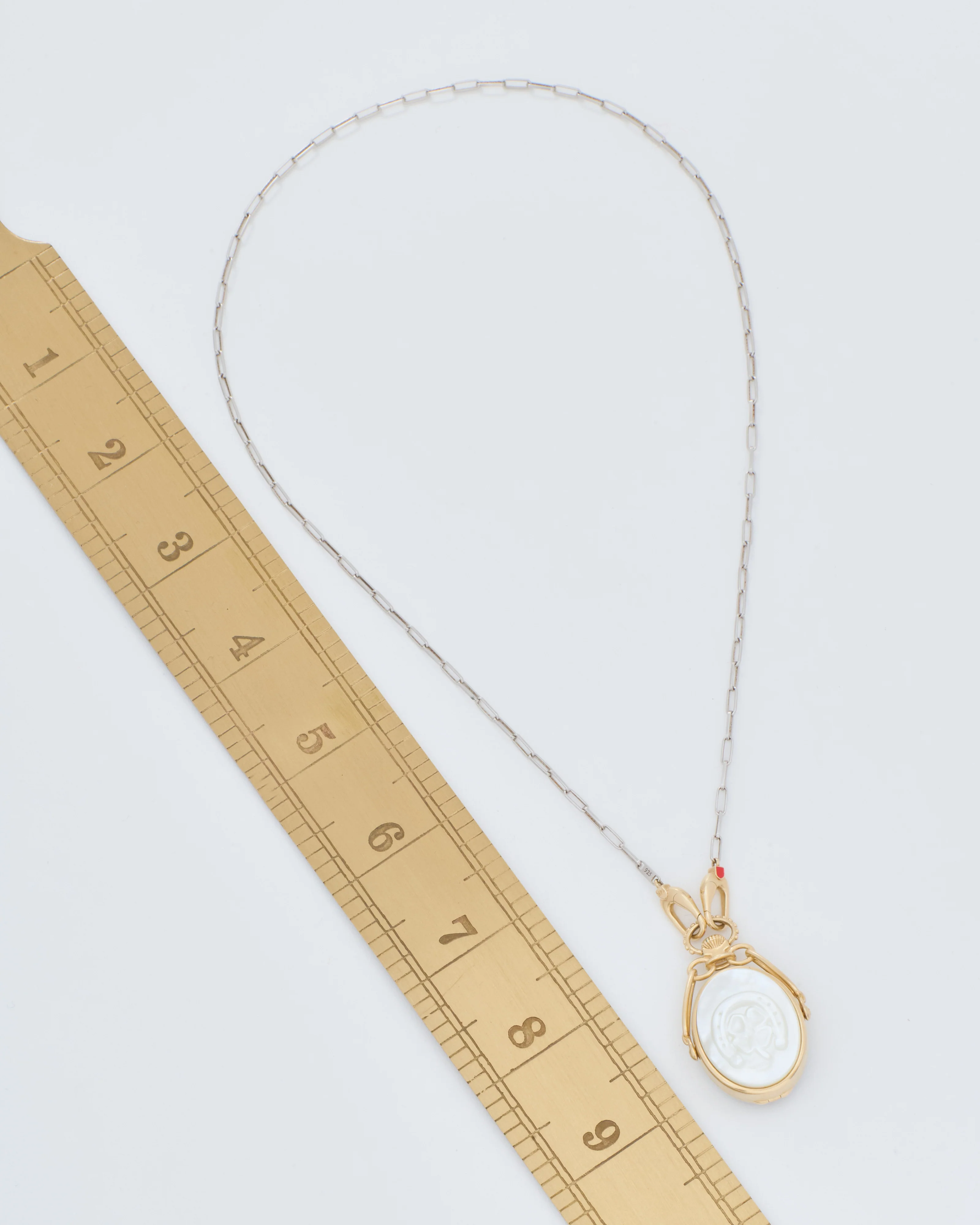 the 24hr vault w/ silver paperclip chain - Image 9
